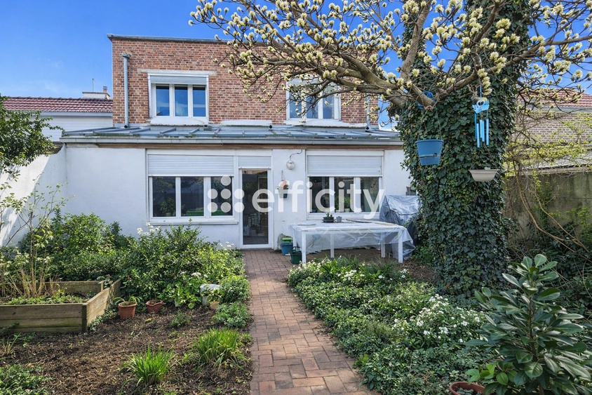 maison 6 pièces - 170m2 à Lille (59800)