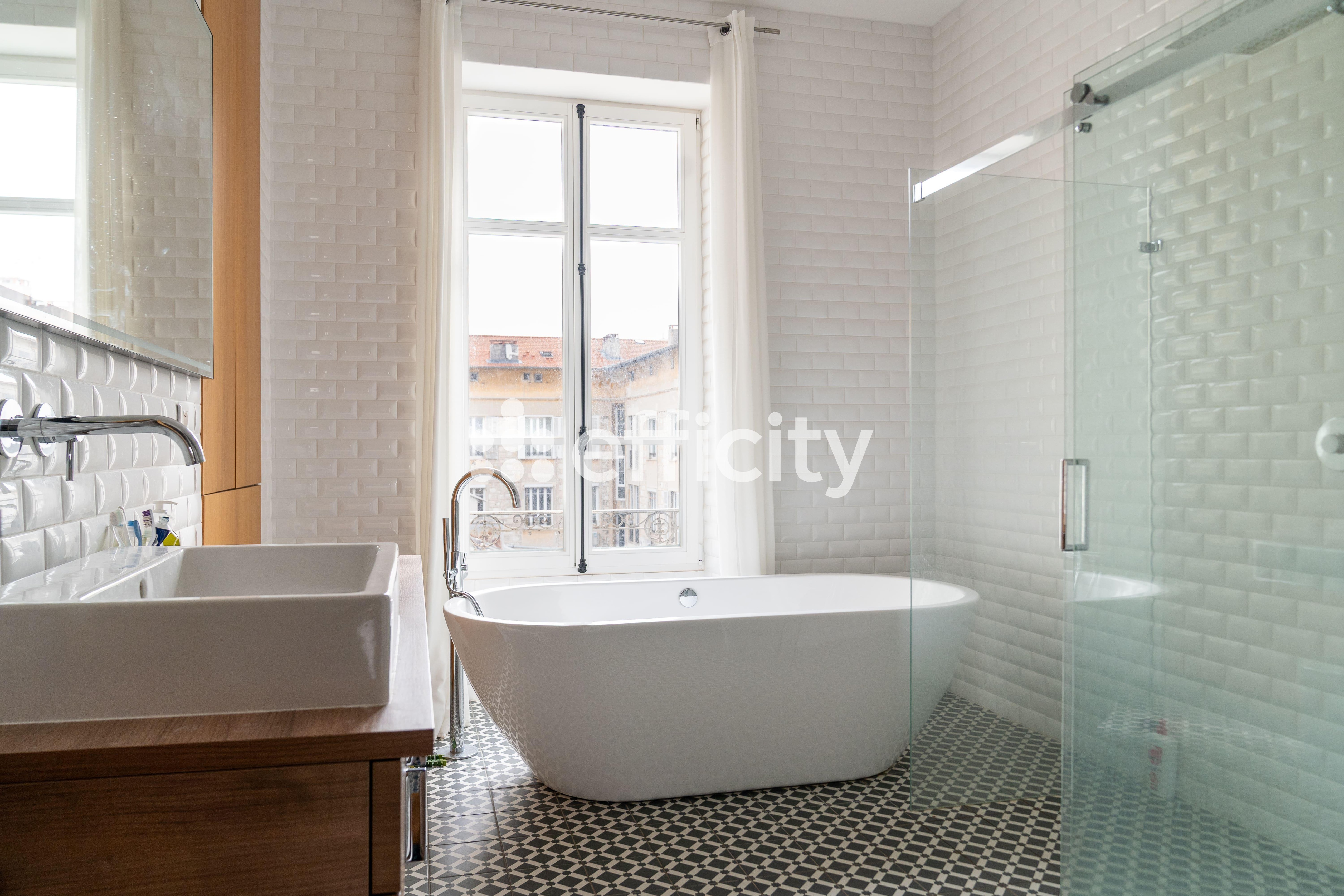 Achat immobilier Appartement 6 pièces  168m2 à Nice (06000) - Photo n°45