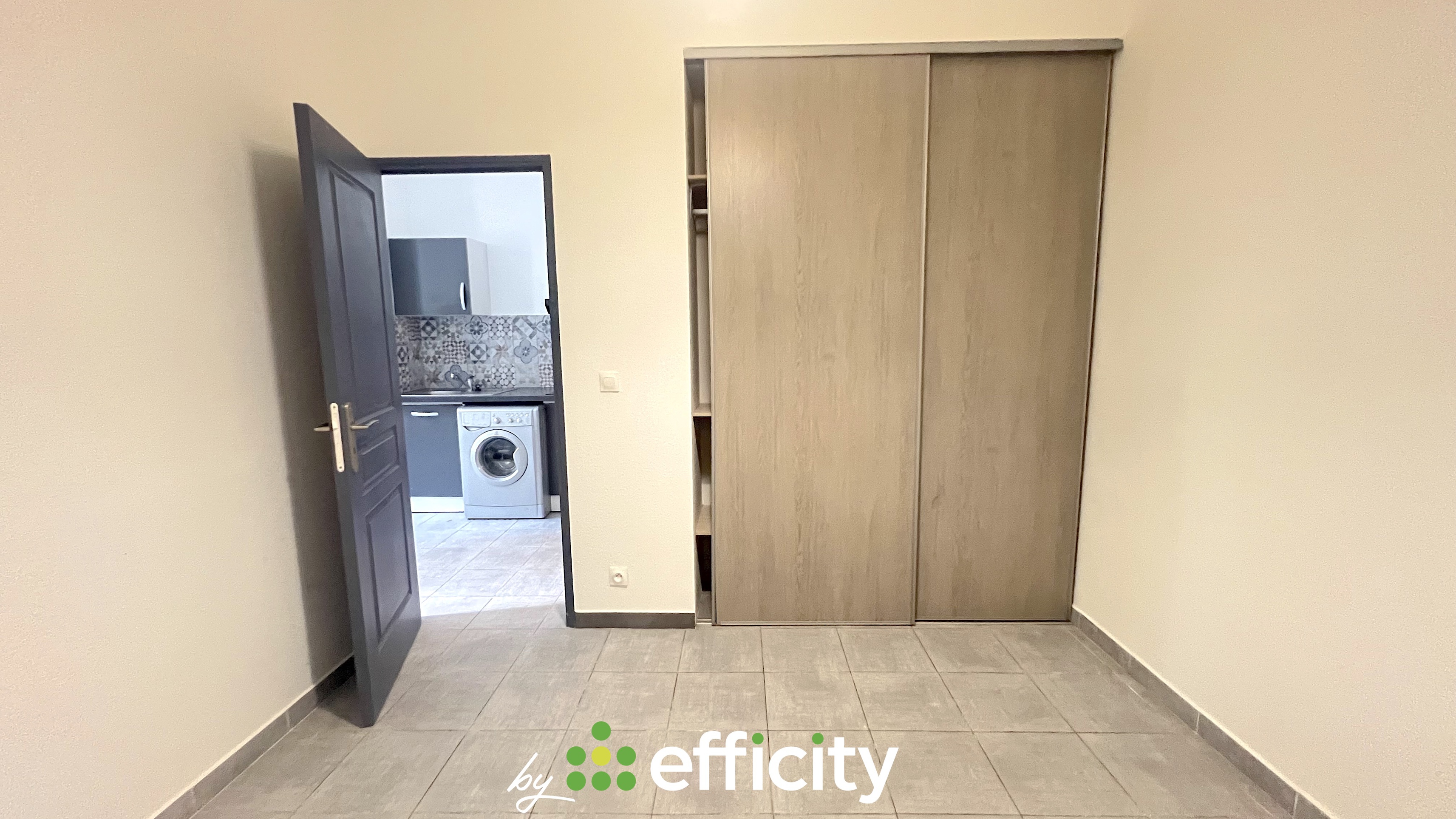 Achat immobilier Appartement 3 pièces  60m2 à Marseille (13003) - Photo n°4