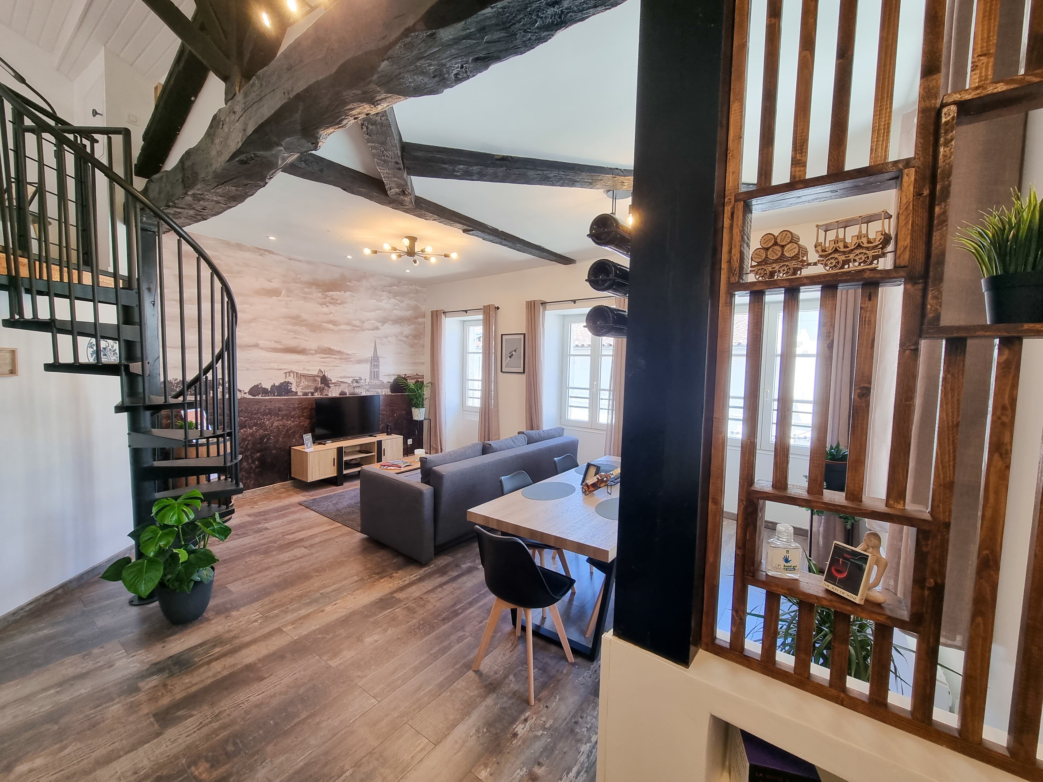 Achat immobilier Immeuble 5 pièces  104m2 à Saintes (17100) - Photo n°6