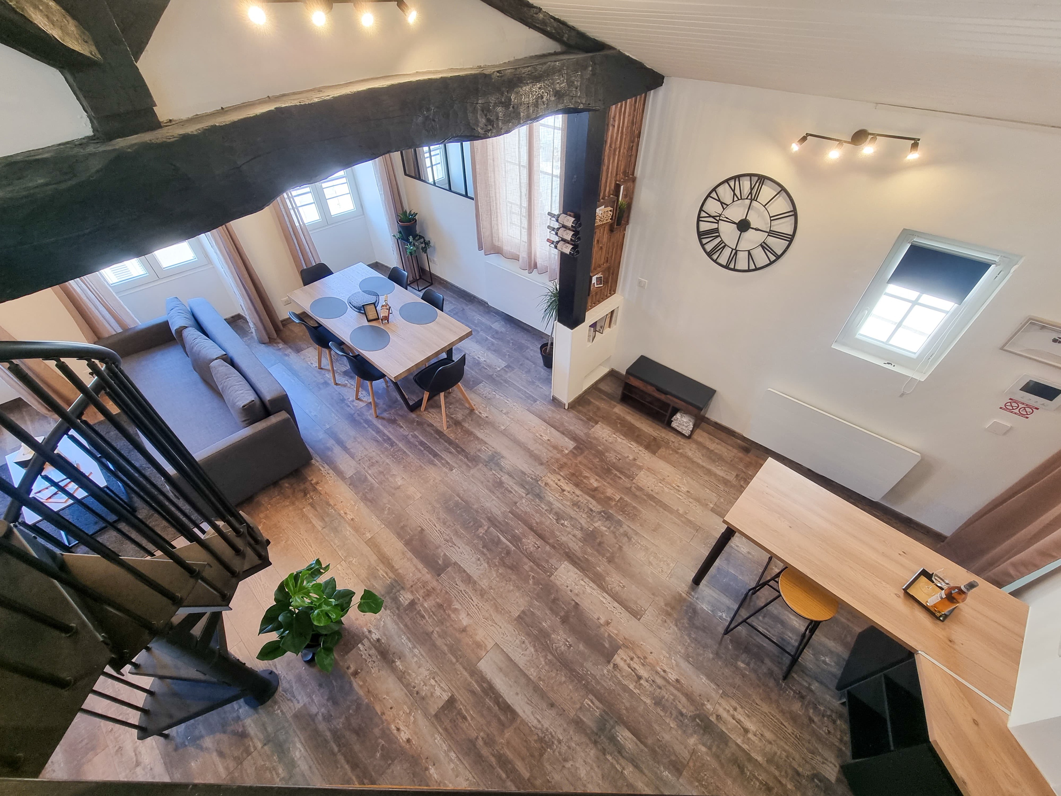 Achat immobilier Immeuble 5 pièces  104m2 à Saintes (17100) - Photo n°5