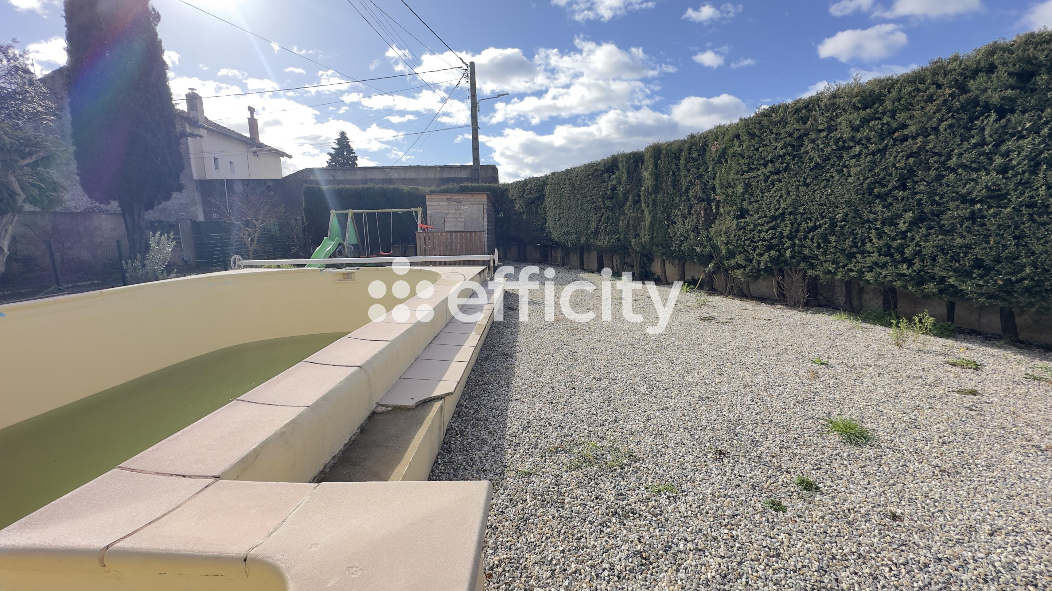 Achat immobilier Maison 8 pièces  205m2 à Pierrelatte (26700) - Photo n°21