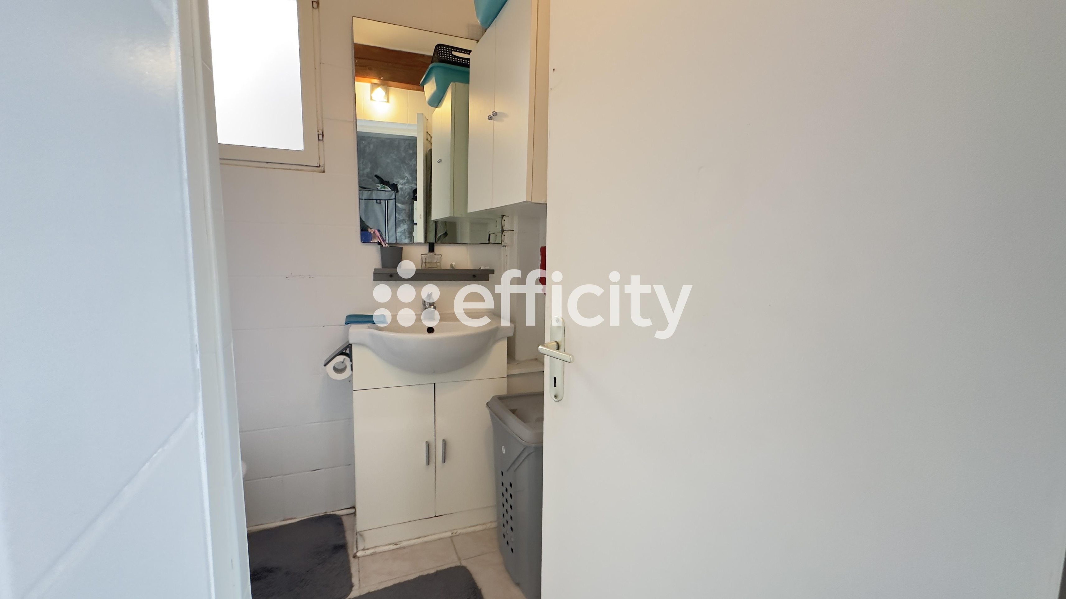 Achat immobilier Maison 8 pièces  205m2 à Pierrelatte (26700) - Photo n°18