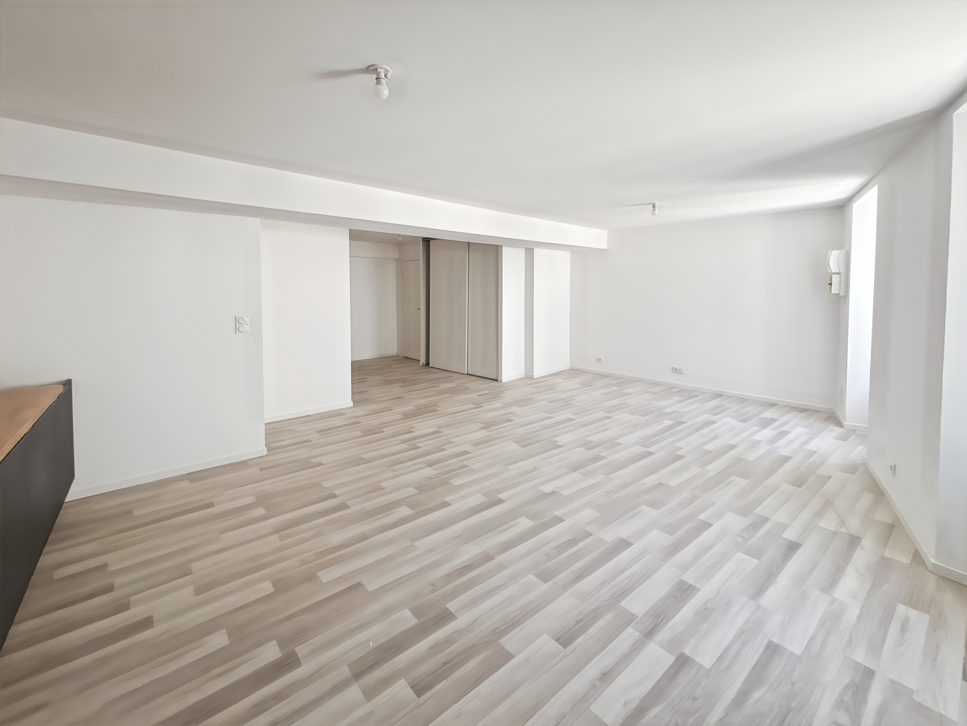 Achat immobilier Immeuble 6 pièces  140m2 à Saint-Jean-d'Angély (17400) - Photo n°11