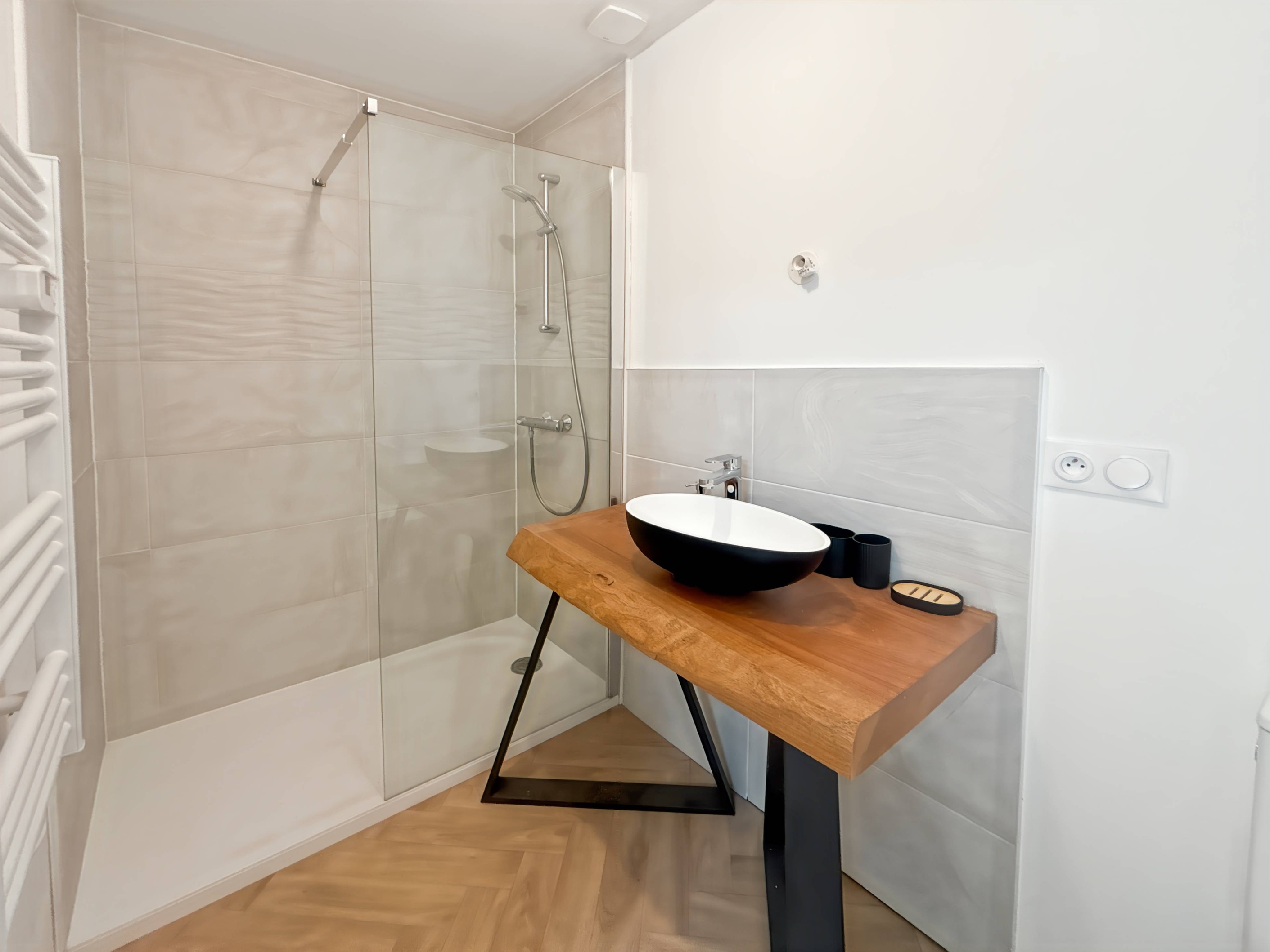 Achat immobilier Immeuble 6 pièces  140m2 à Saint-Jean-d'Angély (17400) - Photo n°4