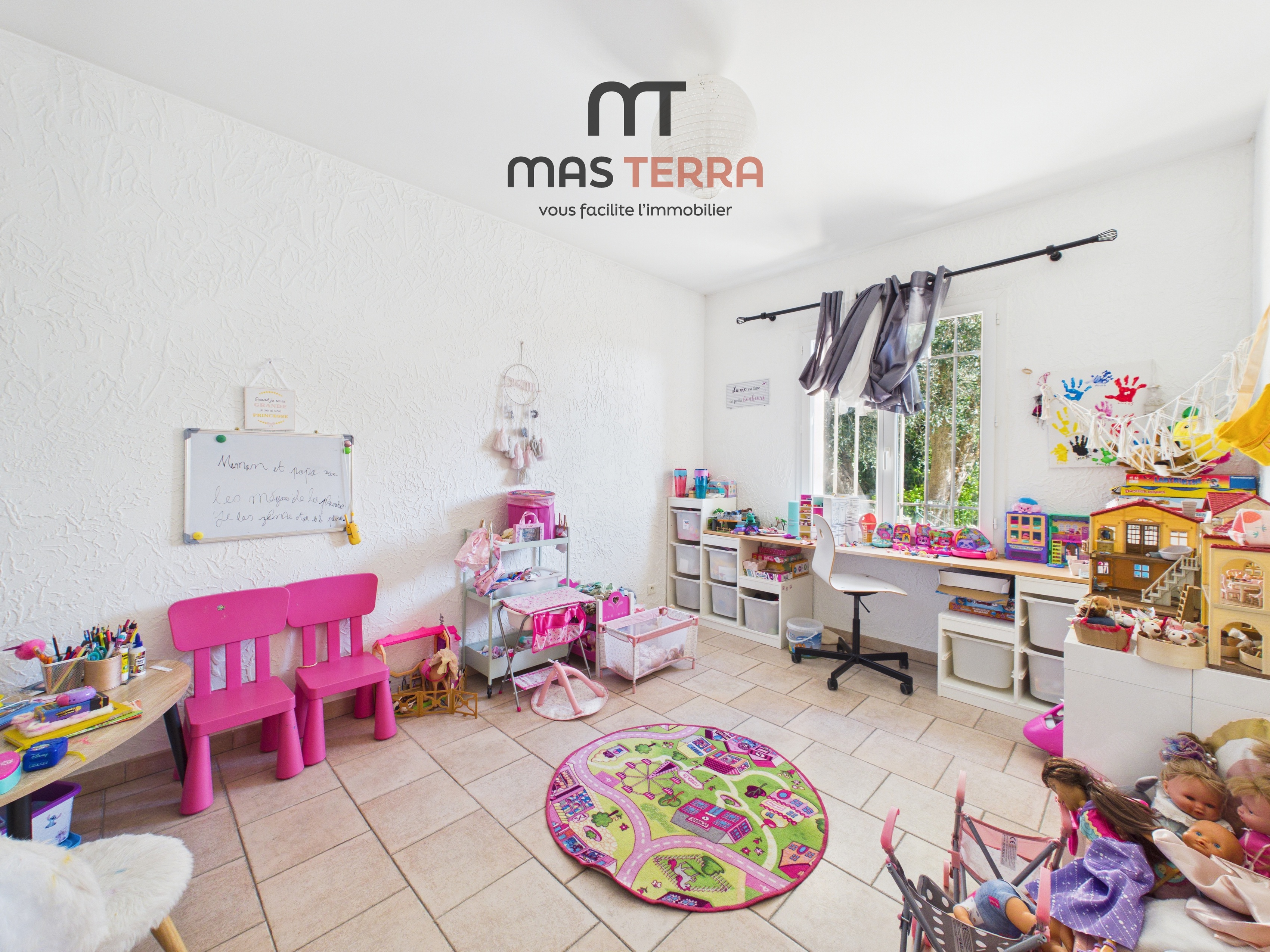 Achat immobilier Maison 9 pièces  223m2 à Châteauneuf-Grasse (06740) - Photo n°10