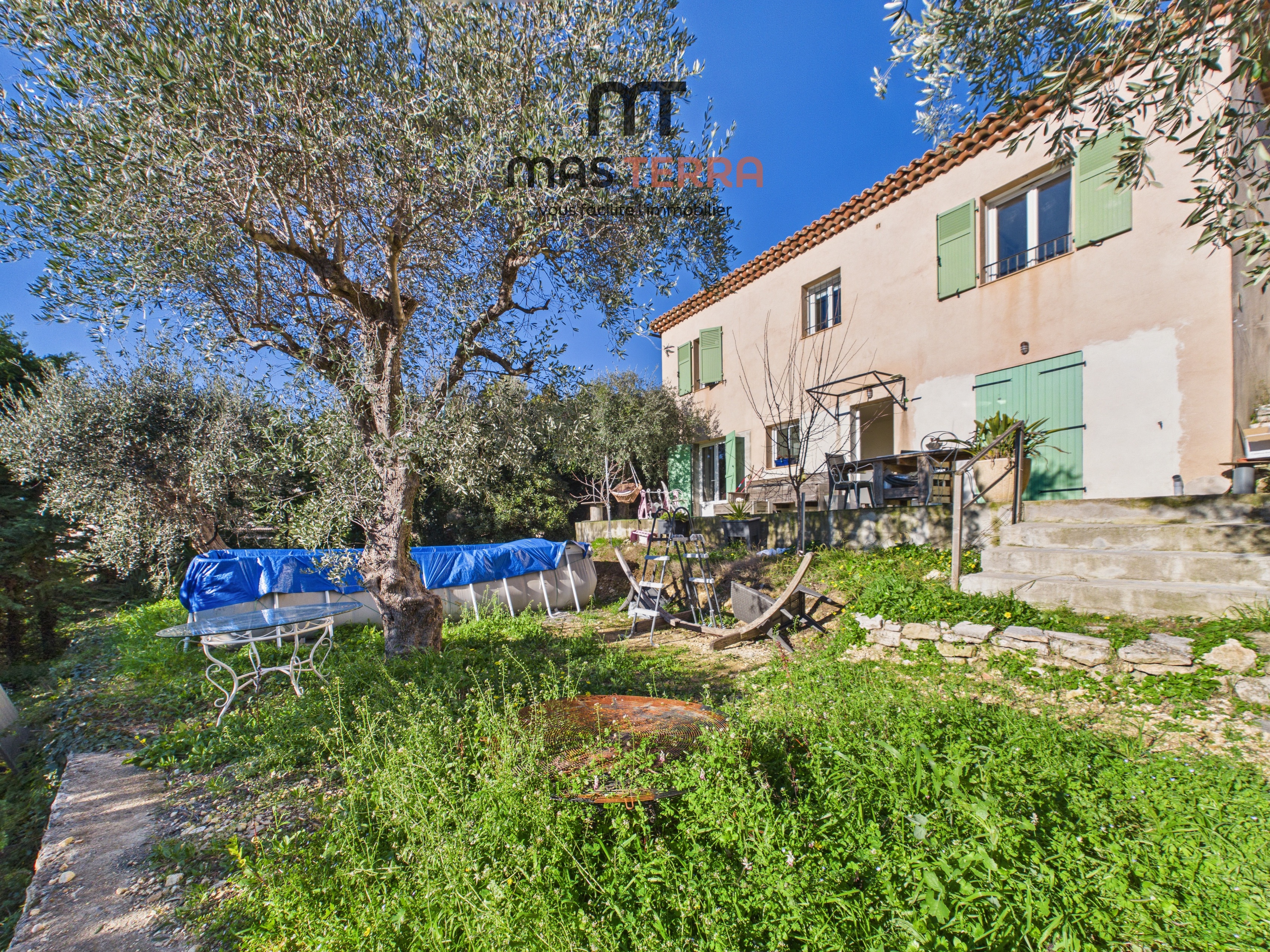 Achat immobilier Maison 9 pièces  223m2 à Châteauneuf-Grasse (06740) - Photo n°16