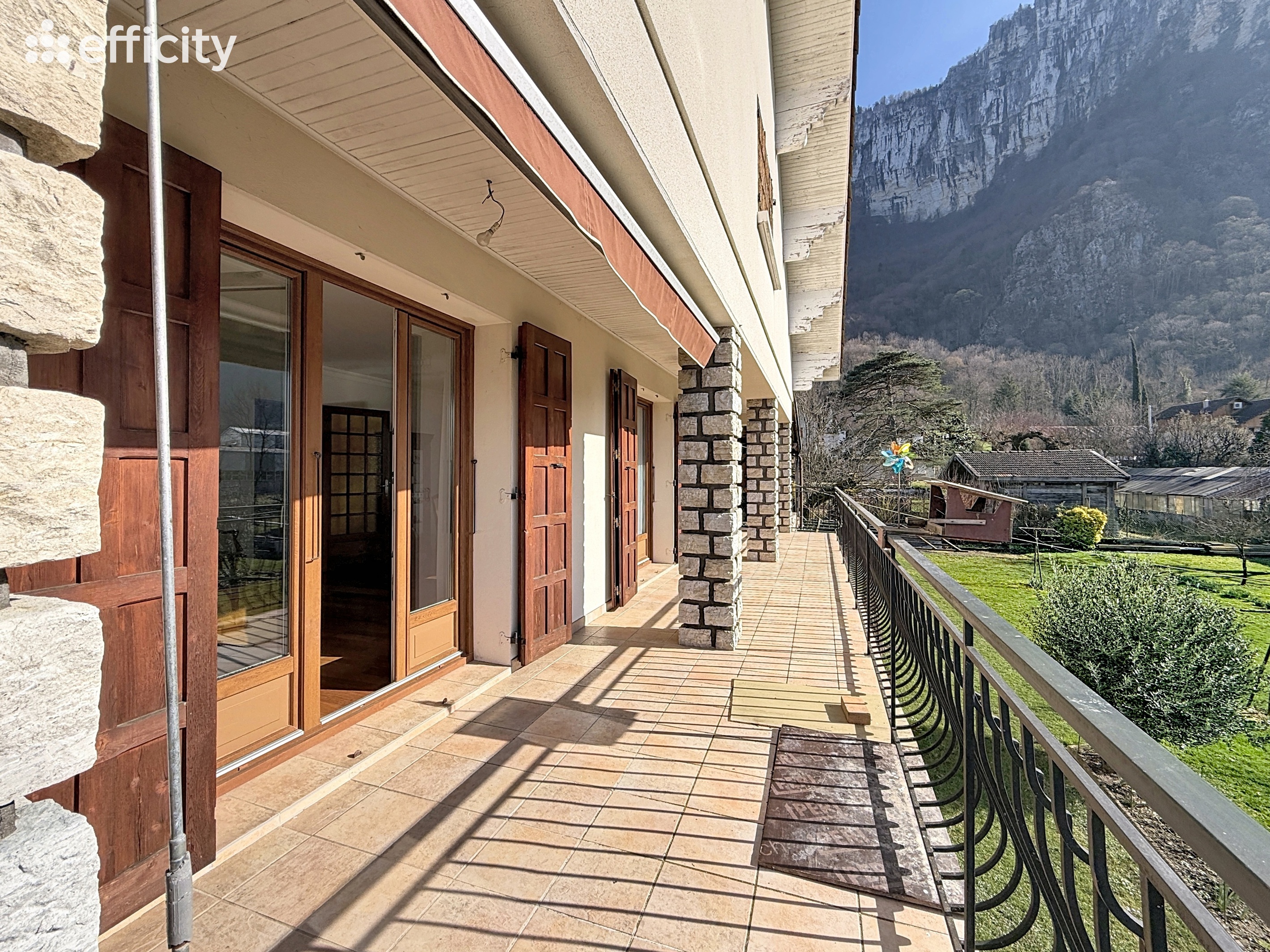 Achat immobilier Maison 6 pièces  226m2 à Saint-Quentin-sur-Isère (38210) - Photo n°6