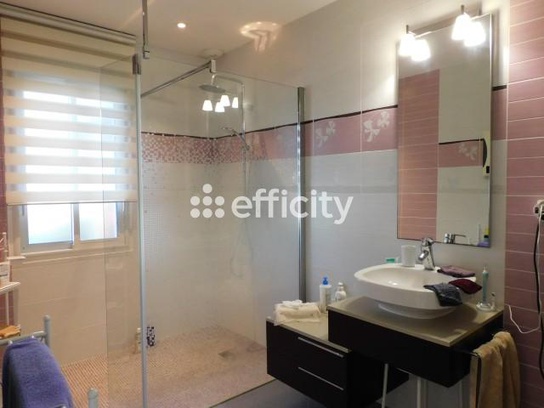 Achat immobilier Maison 4 pièces  108m2 à Montendre (17130) - Photo n°11