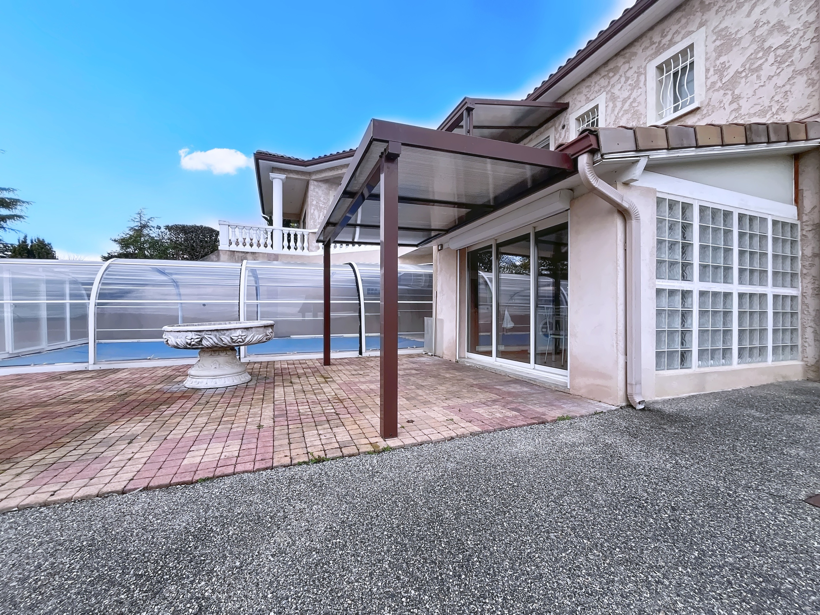 Achat immobilier Maison 5 pièces  197m2 à Romans-sur-Isère (26100) - Photo n°4