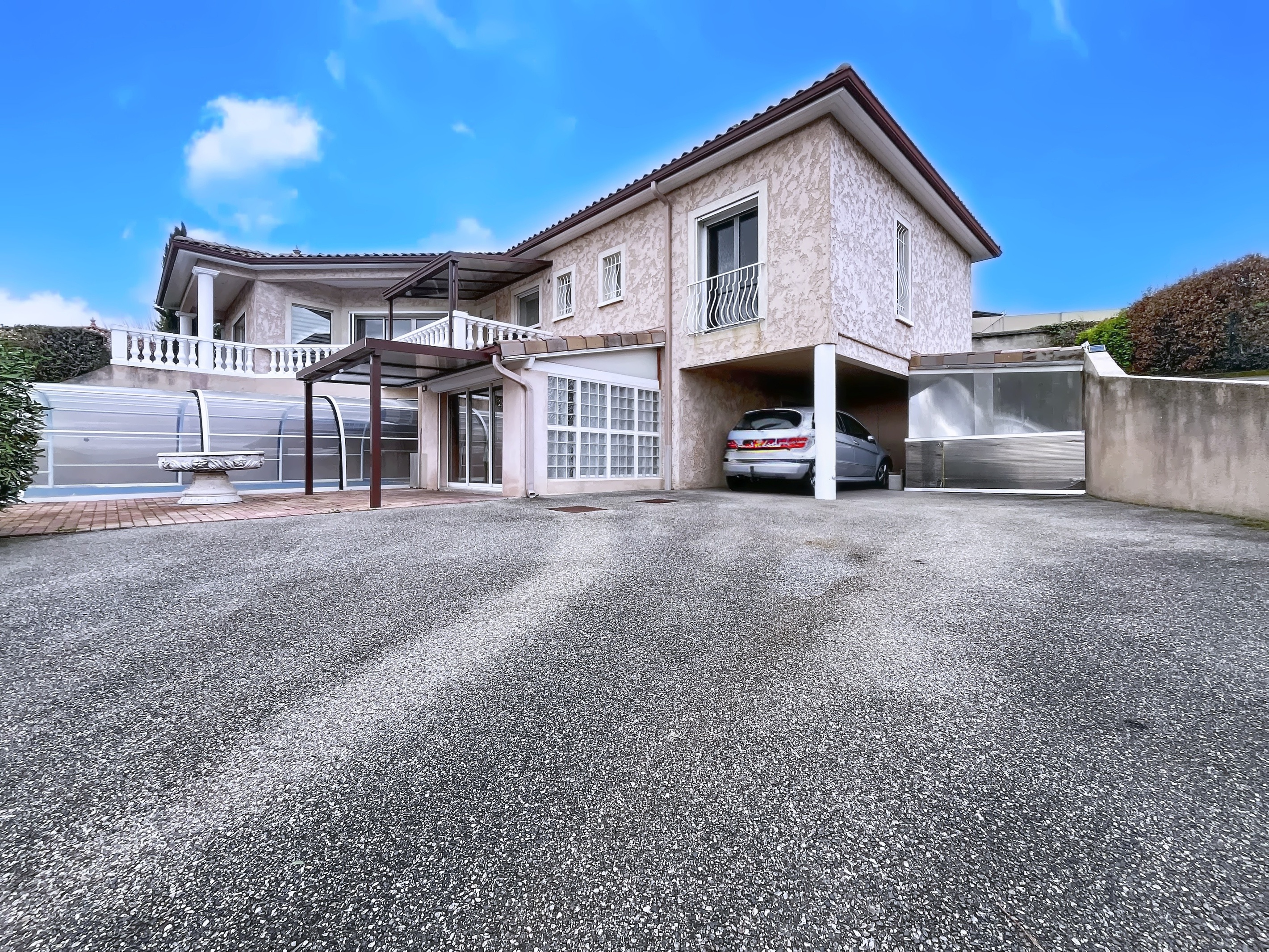Achat immobilier Maison 5 pièces  197m2 à Romans-sur-Isère (26100) - Photo n°6