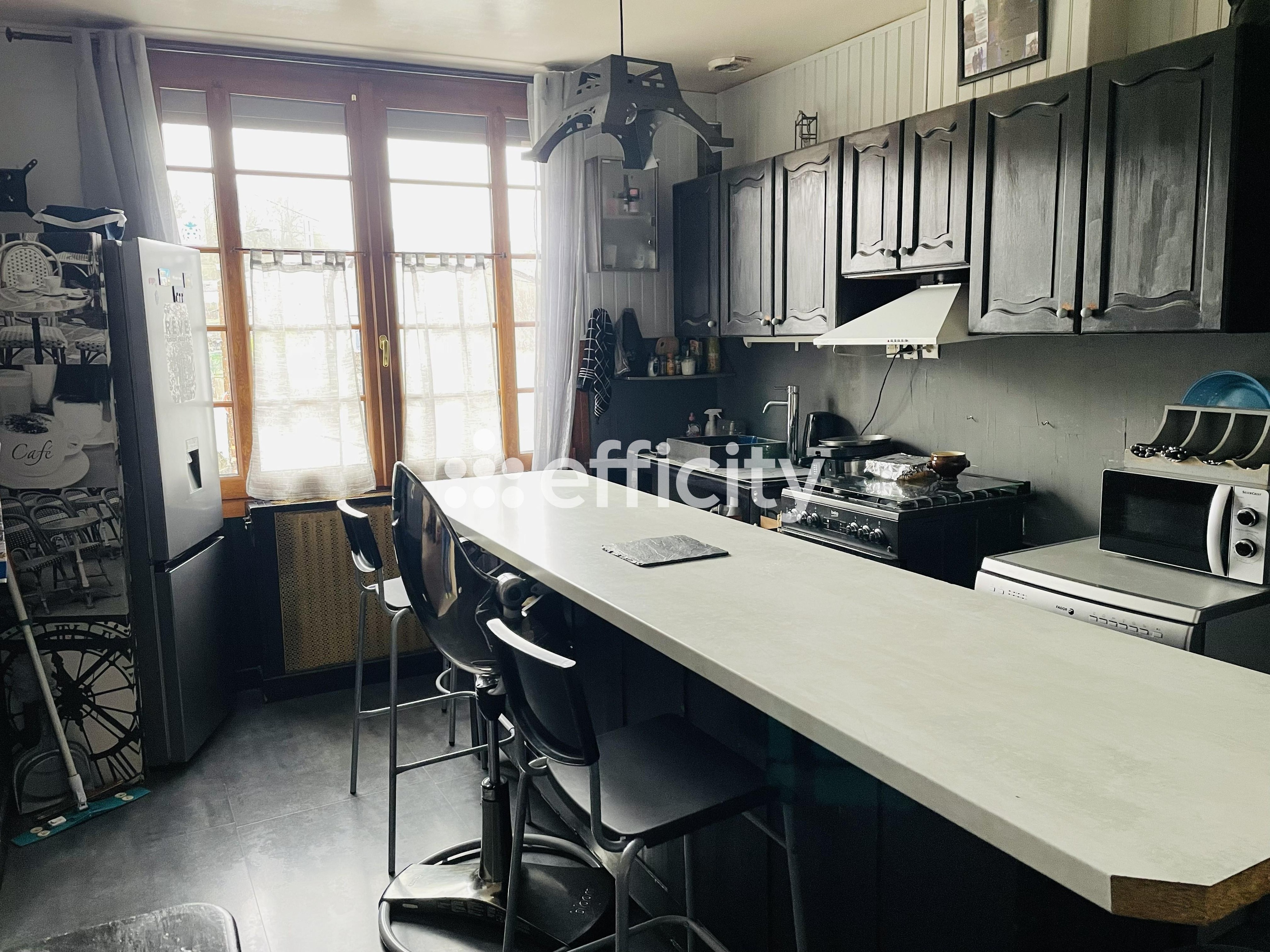 Achat immobilier Maison 8 pièces  147m2 à La Ferté-Bernard (72400) - Photo n°4