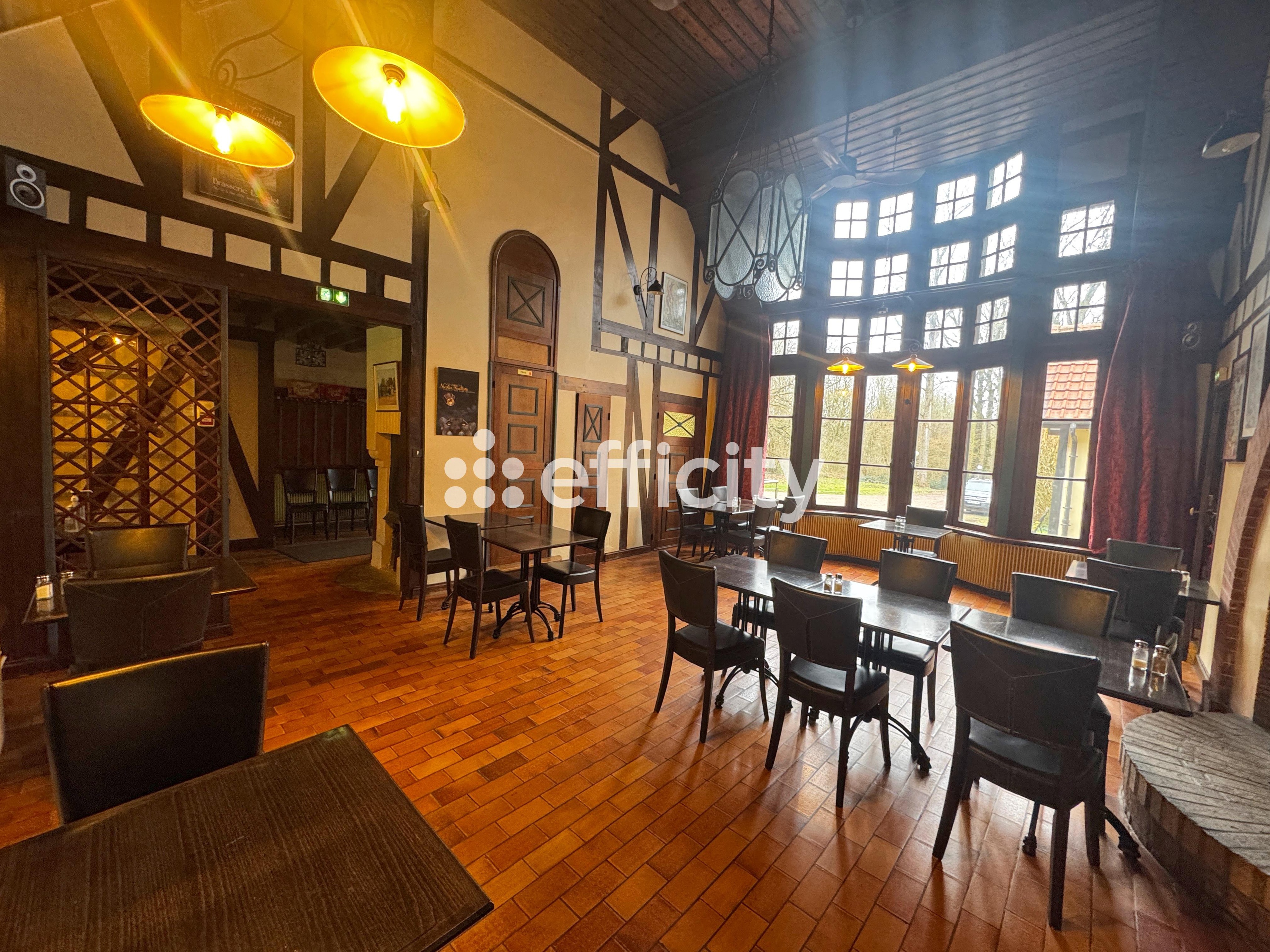 Achat immobilier Immeuble 9 pièces  270m2 à Saint-Quentin (02100) - Photo n°7