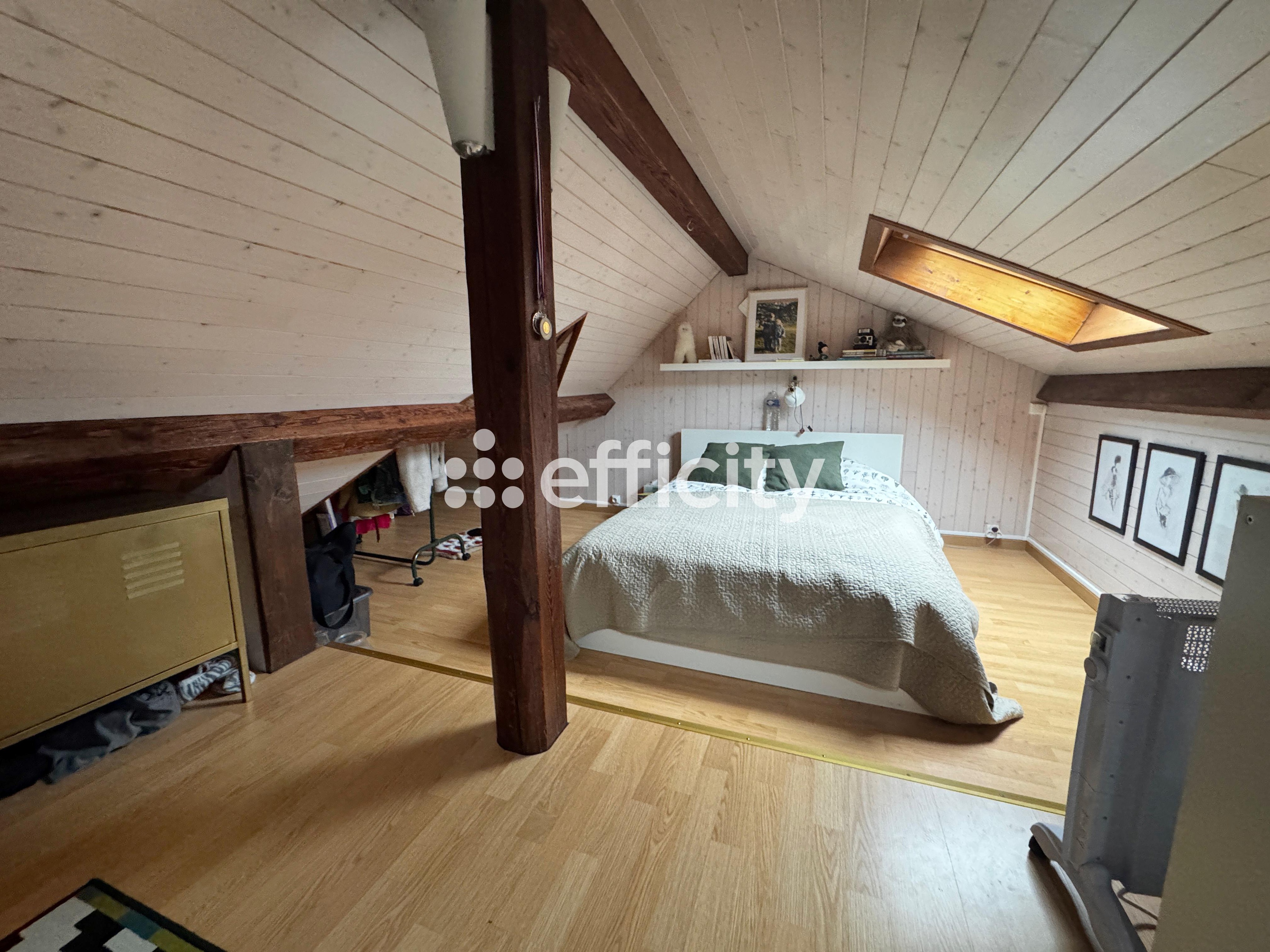 Achat immobilier Immeuble 9 pièces  270m2 à Saint-Quentin (02100) - Photo n°21