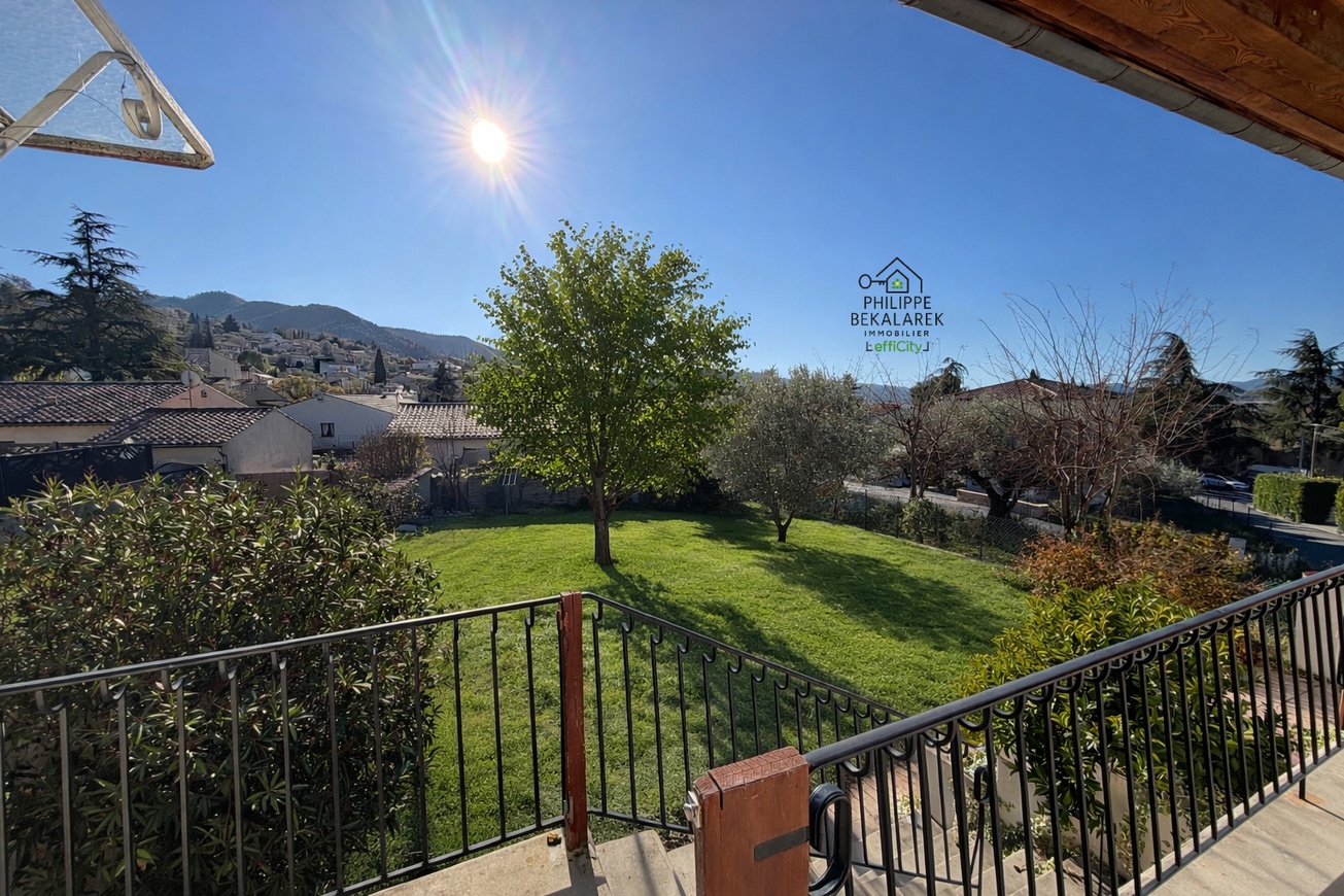 Achat immobilier Maison 7 pièces  128m2 à L'Escale (04160) - Photo n°1