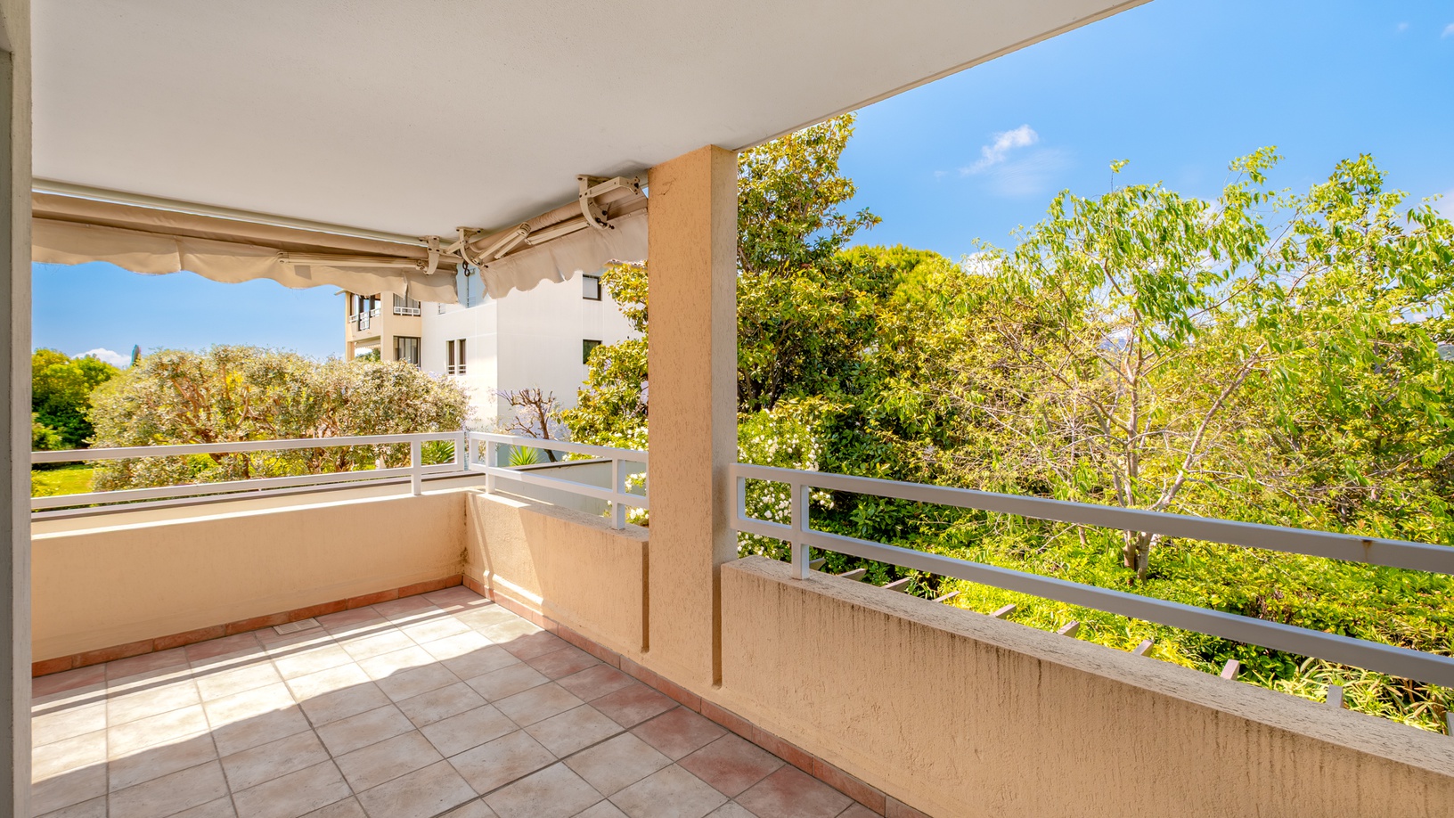 Achat immobilier Appartement 2 pièces  62m2 à Antibes (06600) - Photo n°5
