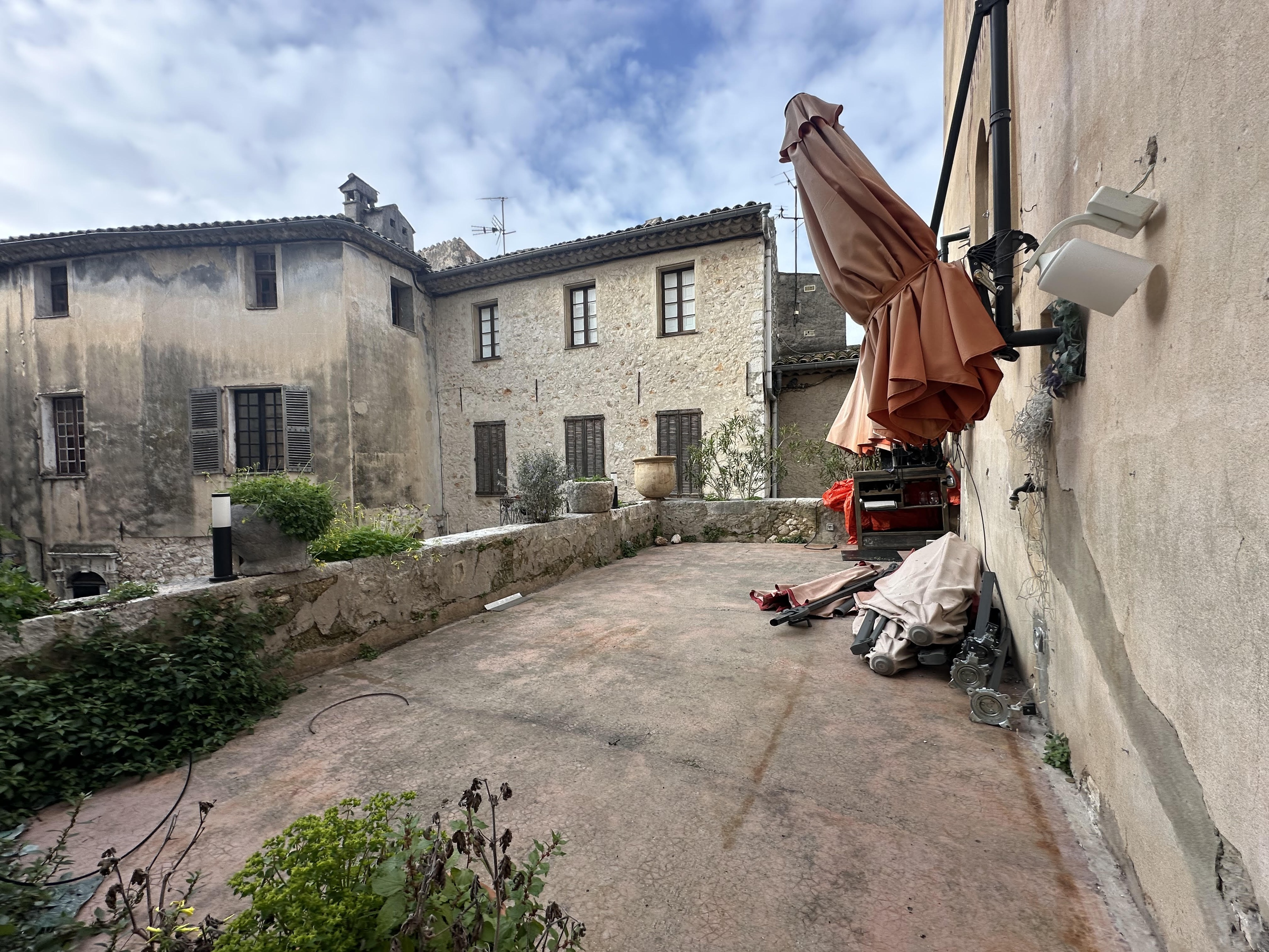 Achat immobilier Maison 9 pièces  140m2 à Saint-Paul-de-Vence (06570) - Photo n°5