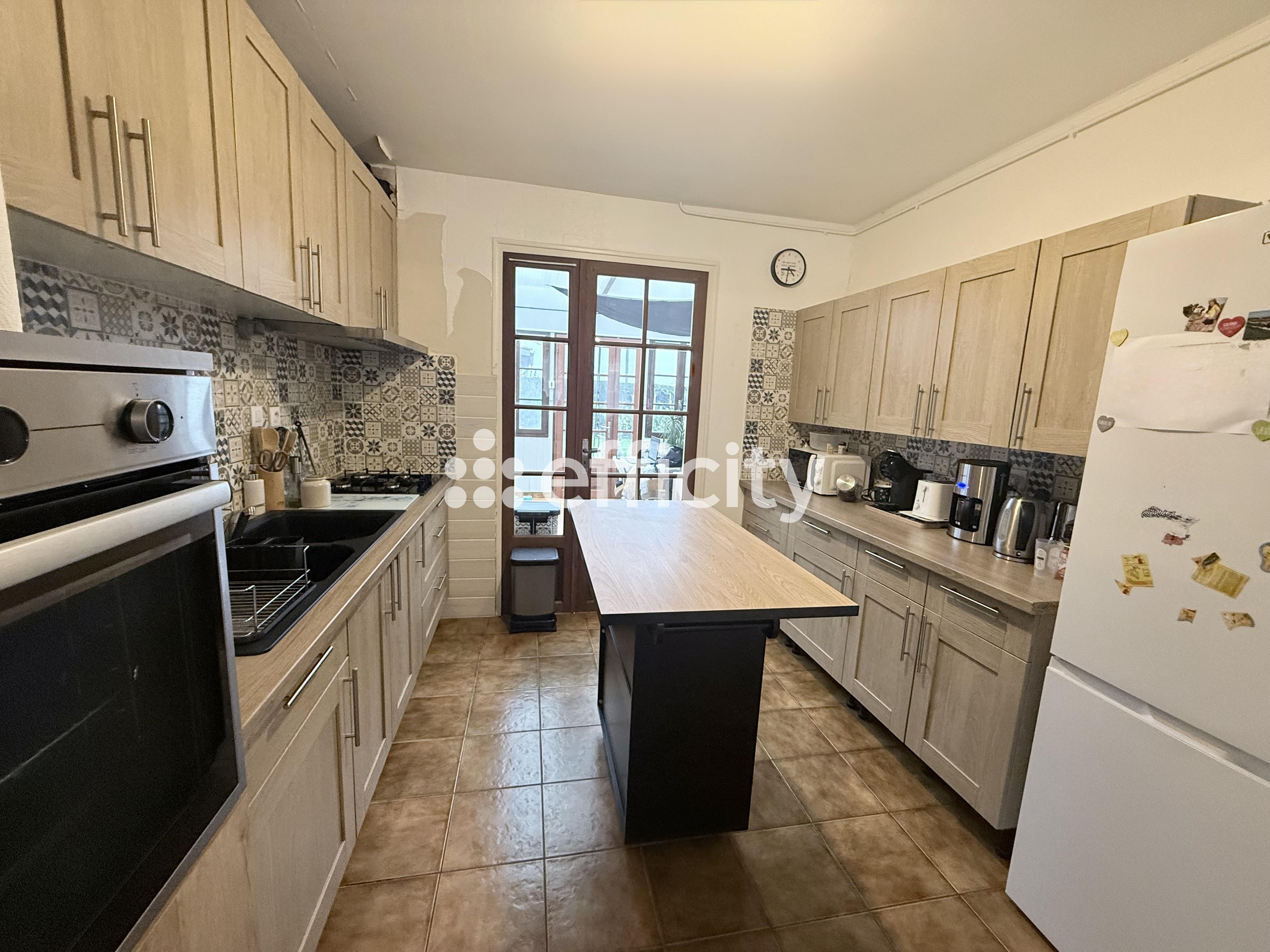 Achat immobilier Maison 6 pièces  102m2 à Ruffec (16700) - Photo n°4