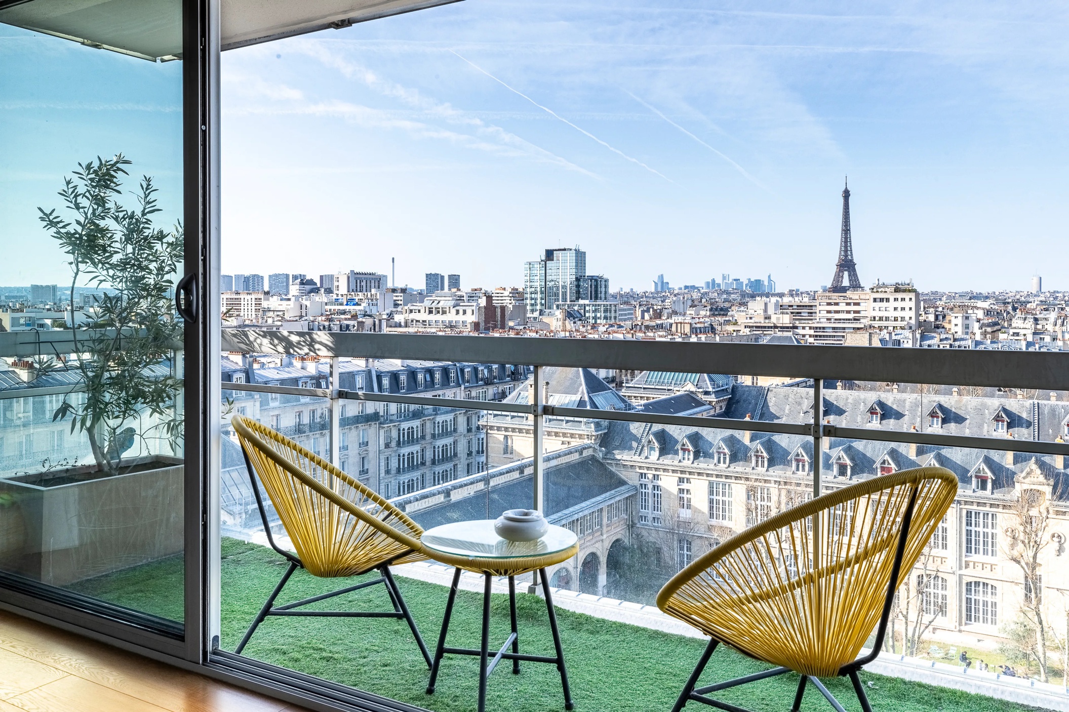 appartement 4 pièces - 94,0m2 à Paris (75015)
