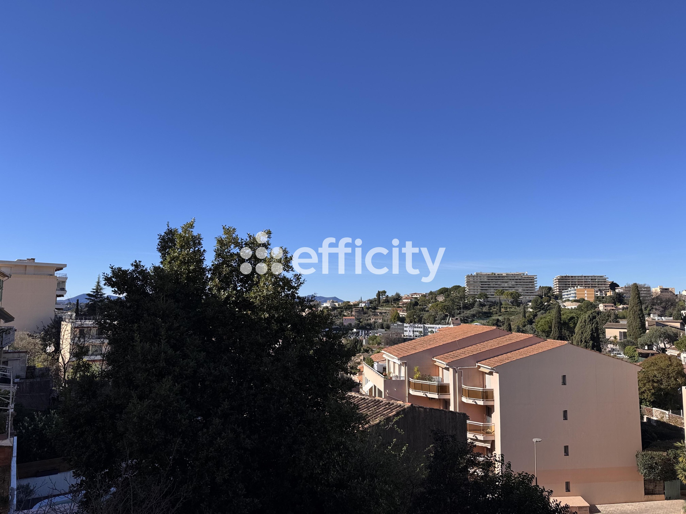 appartement 3 pièces - 34m2 à Le Cannet (06110)