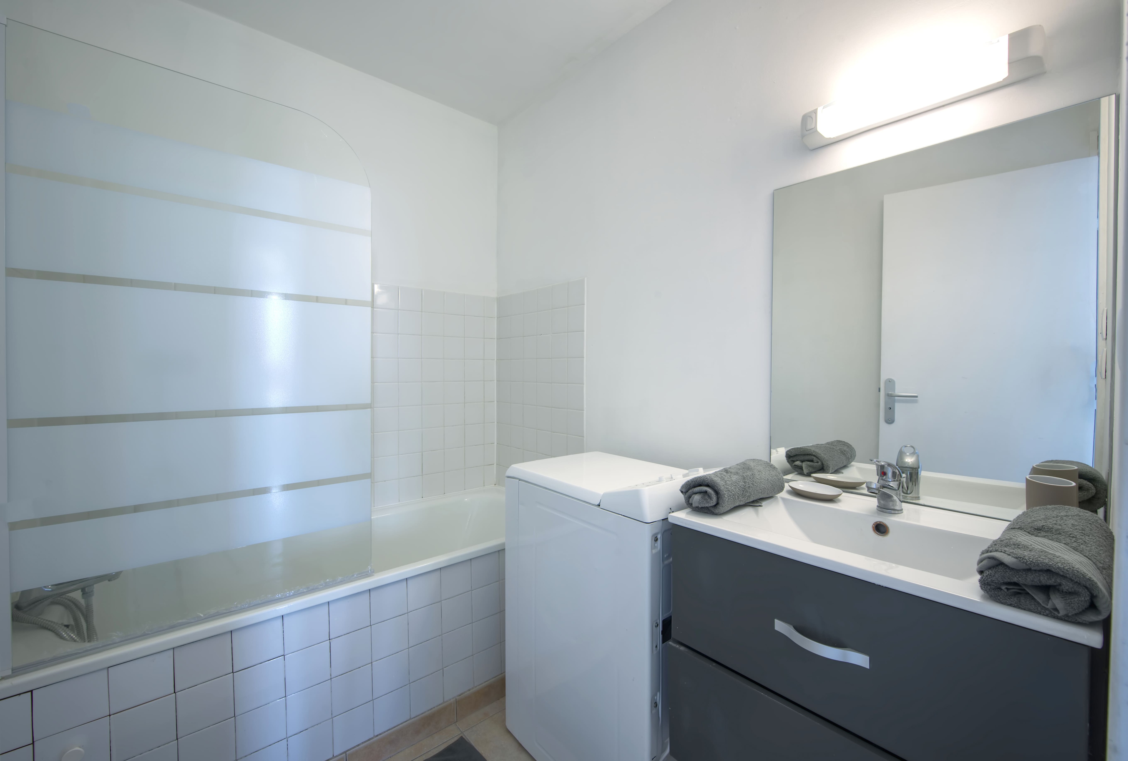 Achat immobilier Appartement 2 pièces  55m2 à Nîmes (30000) - Photo n°8