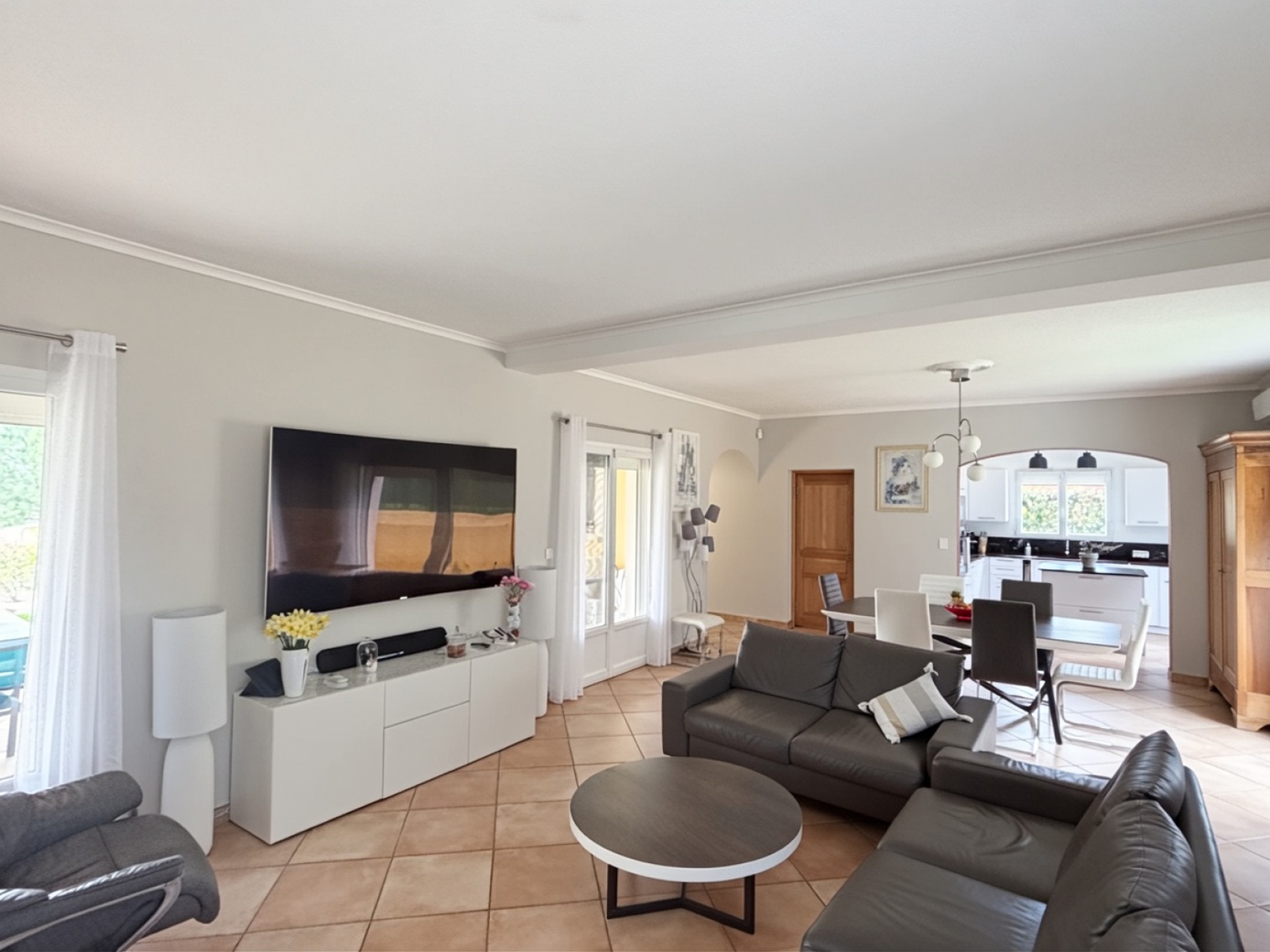 Achat immobilier Maison 5 pièces  180m2 à Montfrin (30490) - Photo n°4