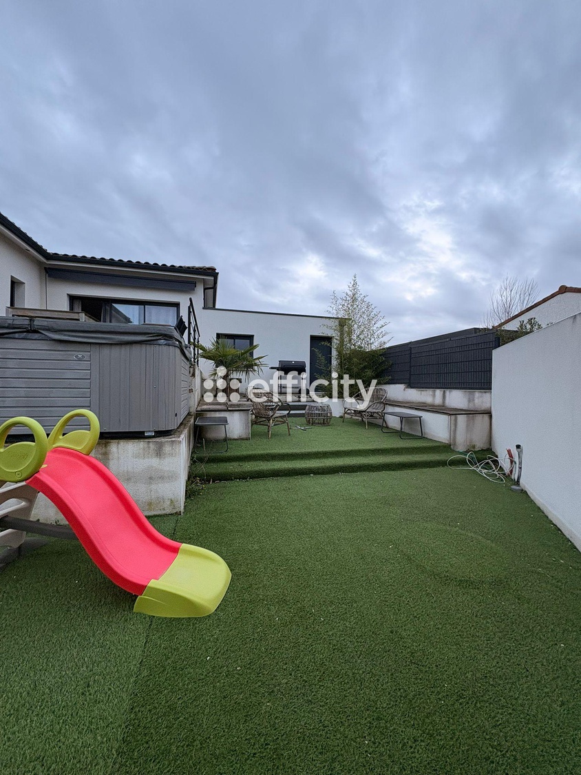 maison 5 pièces - 130,0m2 à Sainte-Foy-d'Aigrefeuille (31570)