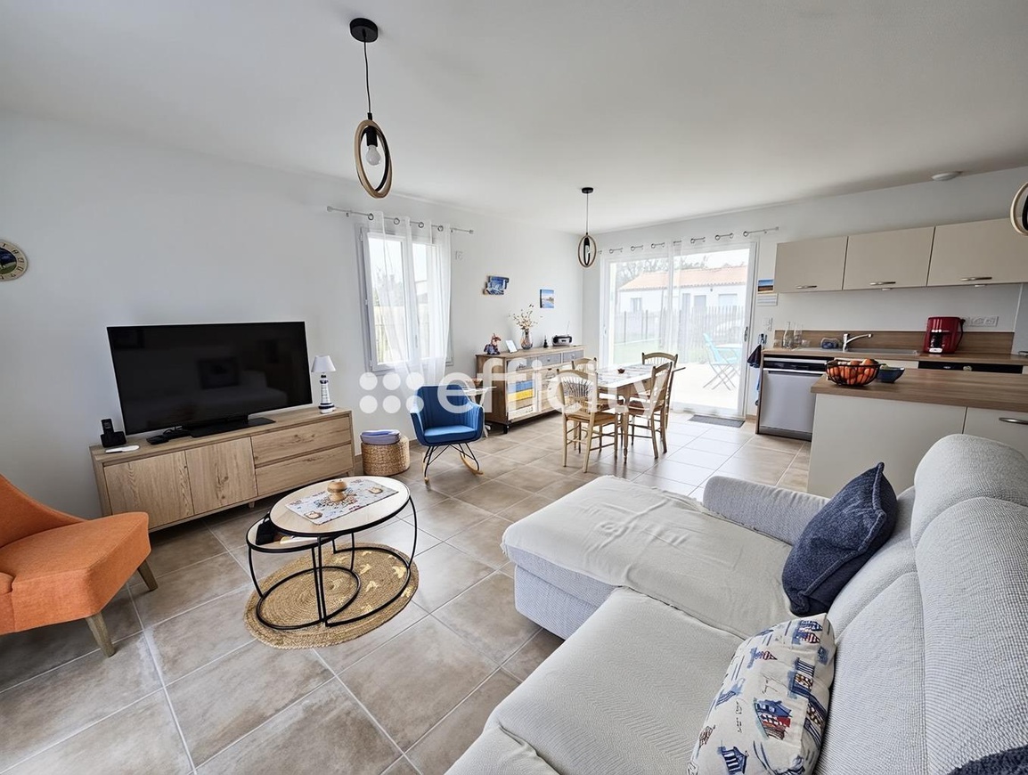 Achat immobilier Maison 4 pièces  94m2 à Saint-Froult (17780) - Photo n°6