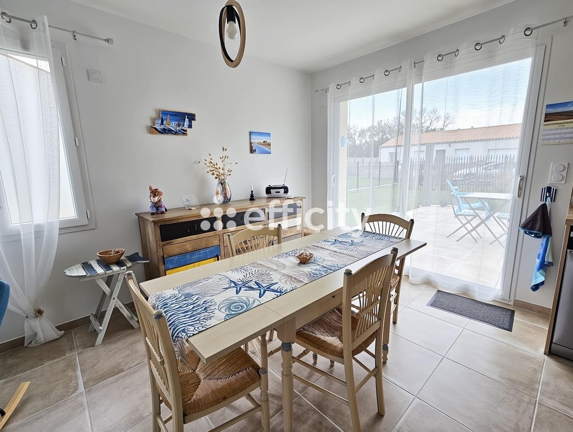 Achat immobilier Maison 4 pièces  94m2 à Saint-Froult (17780) - Photo n°7