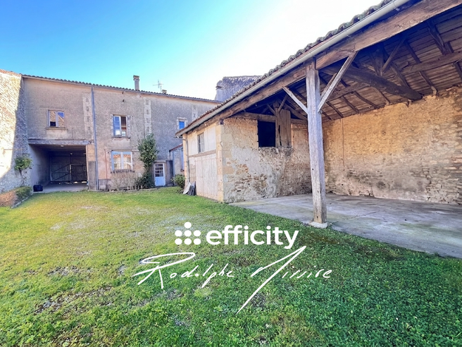 maison 8 pièces - 158,0m2 à Chef-Boutonne (79110)