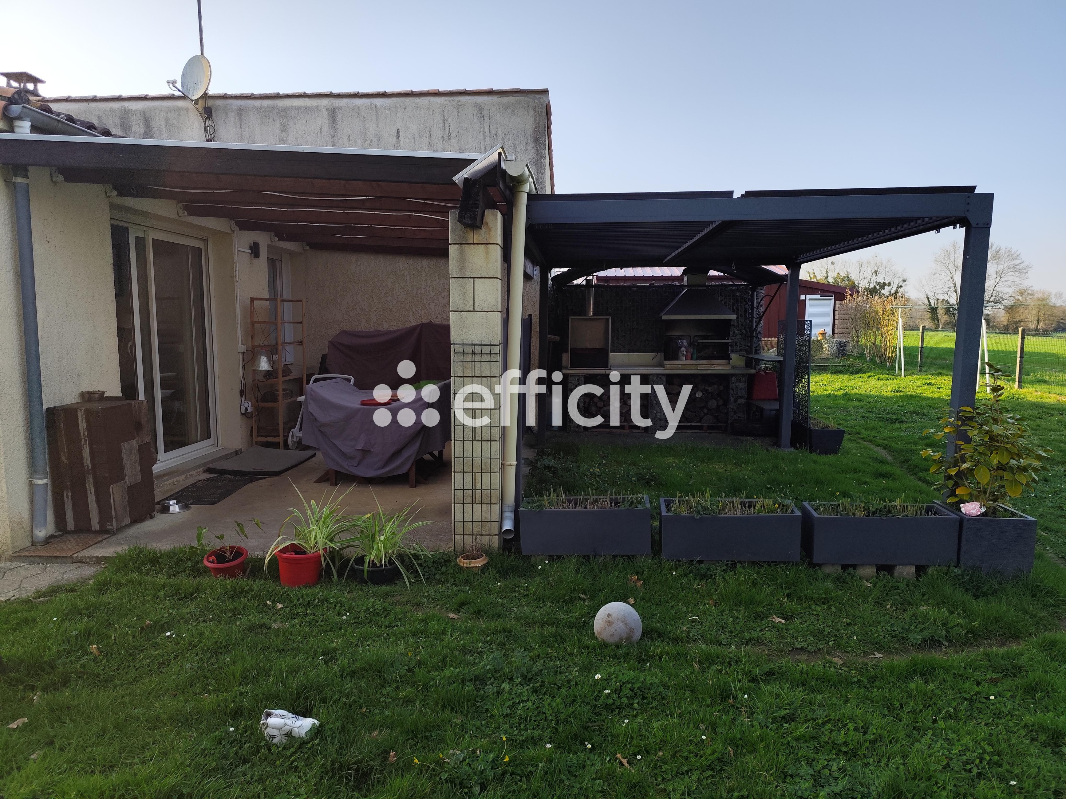 Achat immobilier Local commercial 5 pièces  208m2 à Rétaud (17460) - Photo n°17