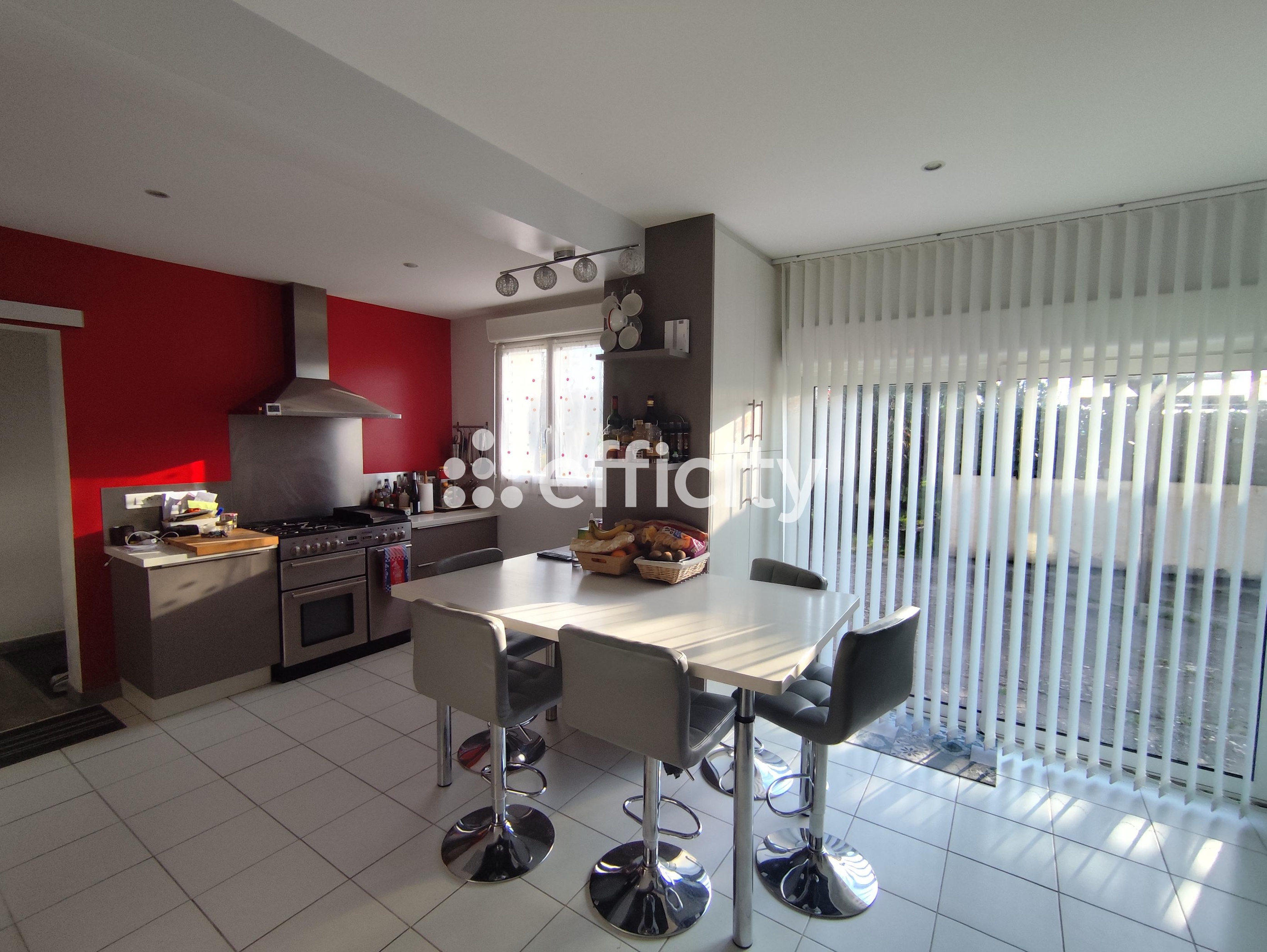 Achat immobilier Local commercial 5 pièces  208m2 à Rétaud (17460) - Photo n°11