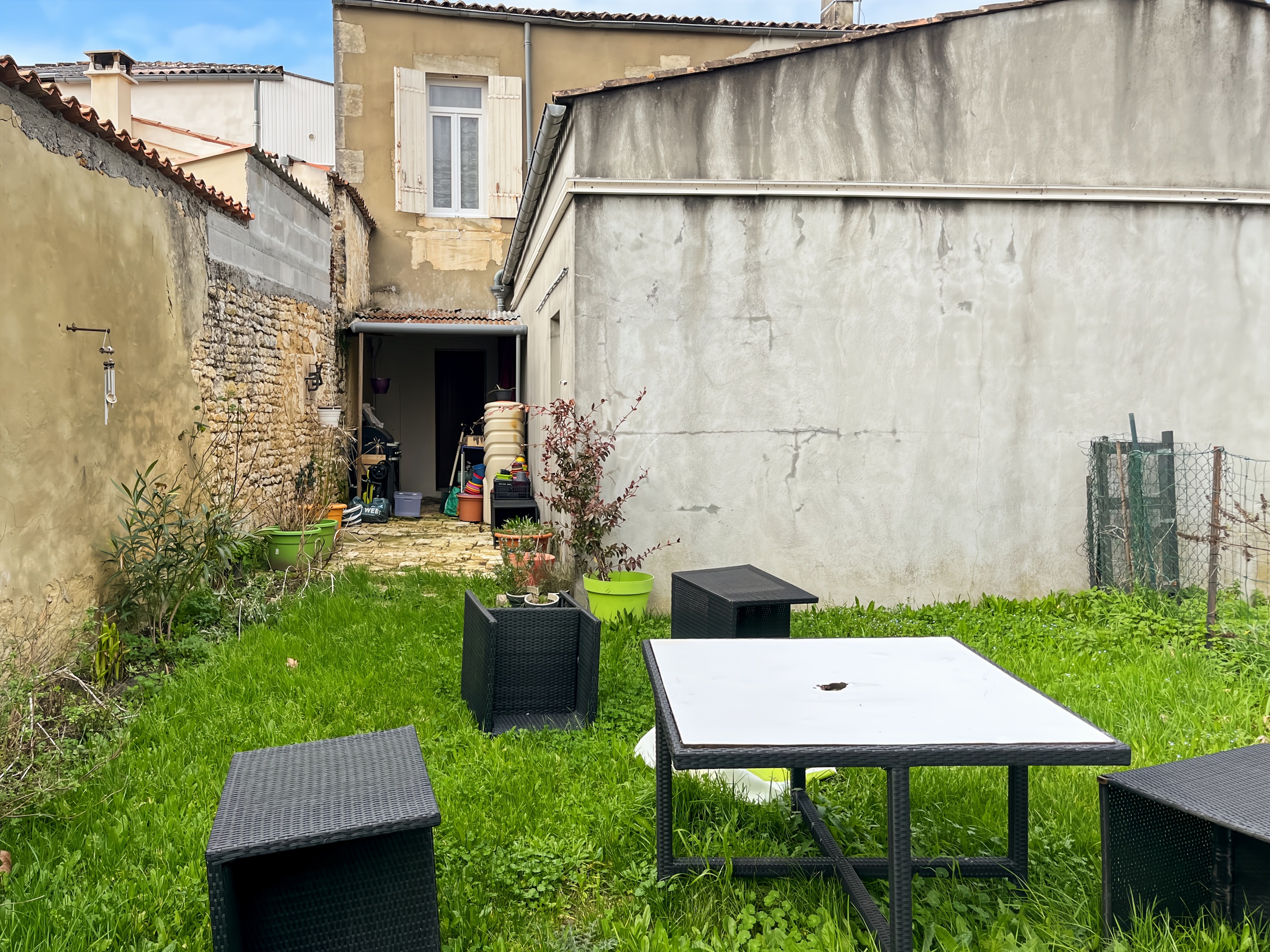 Achat immobilier Immeuble 8 pièces  301m2 à Brizambourg (17770) - Photo n°16