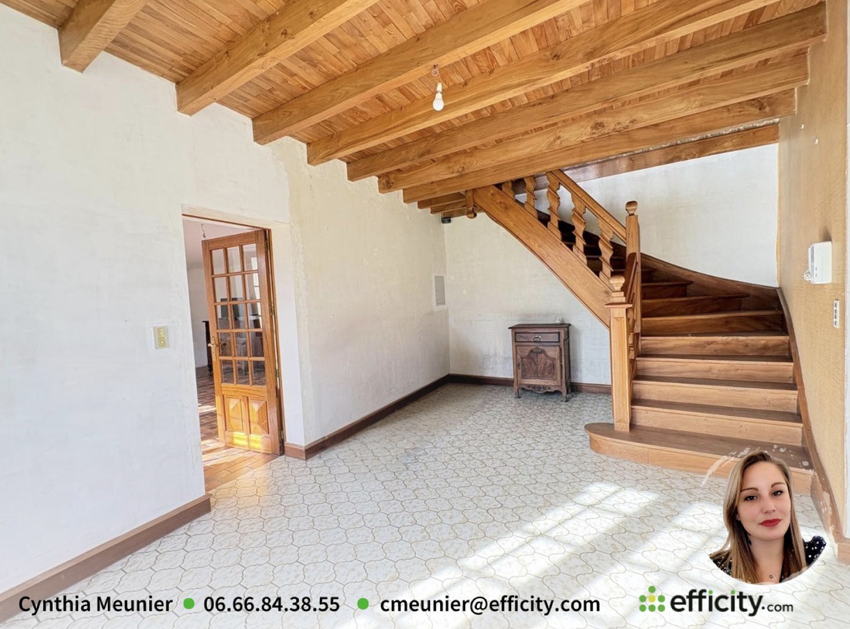 Achat immobilier Maison 7 pièces  222m2 à Ladiville (16120) - Photo n°6