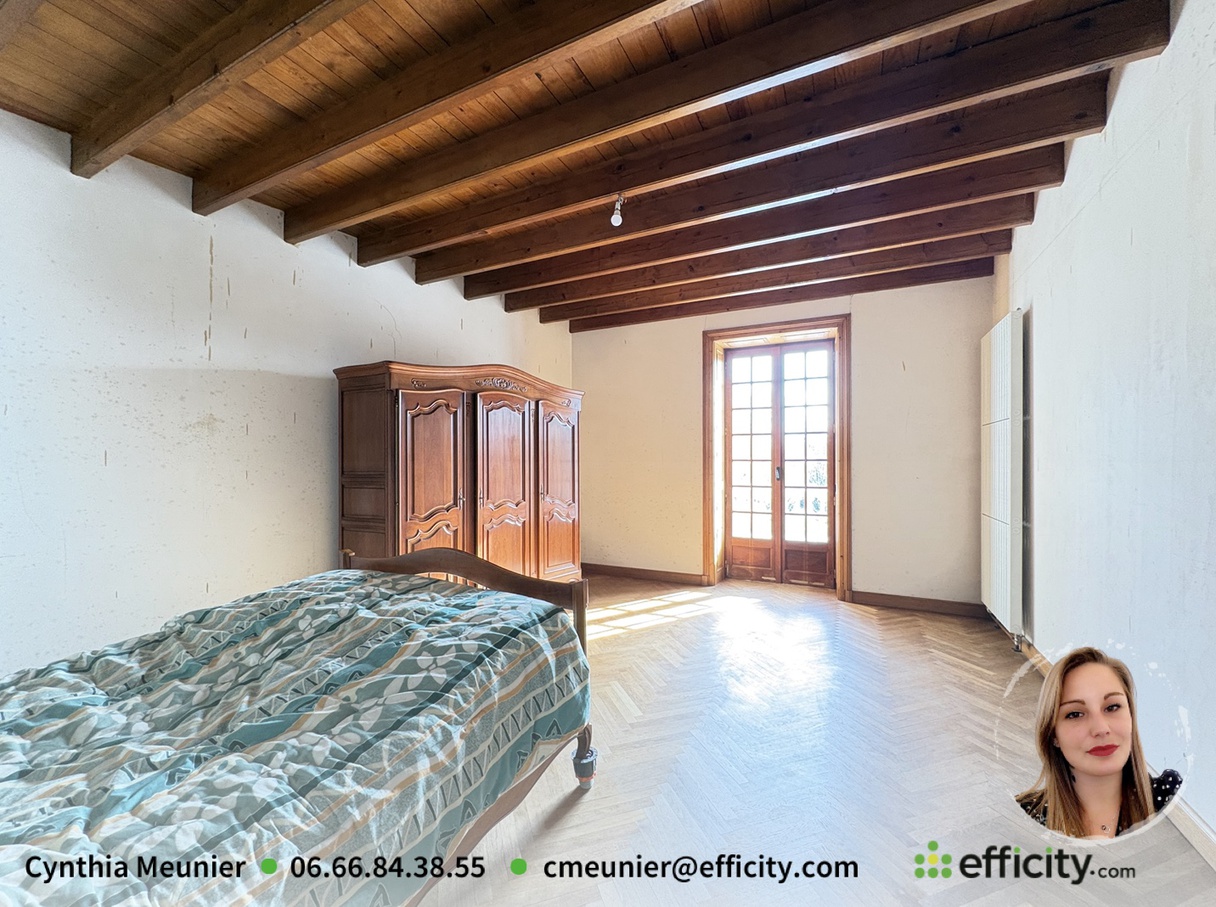 Achat immobilier Maison 7 pièces  222m2 à Ladiville (16120) - Photo n°13