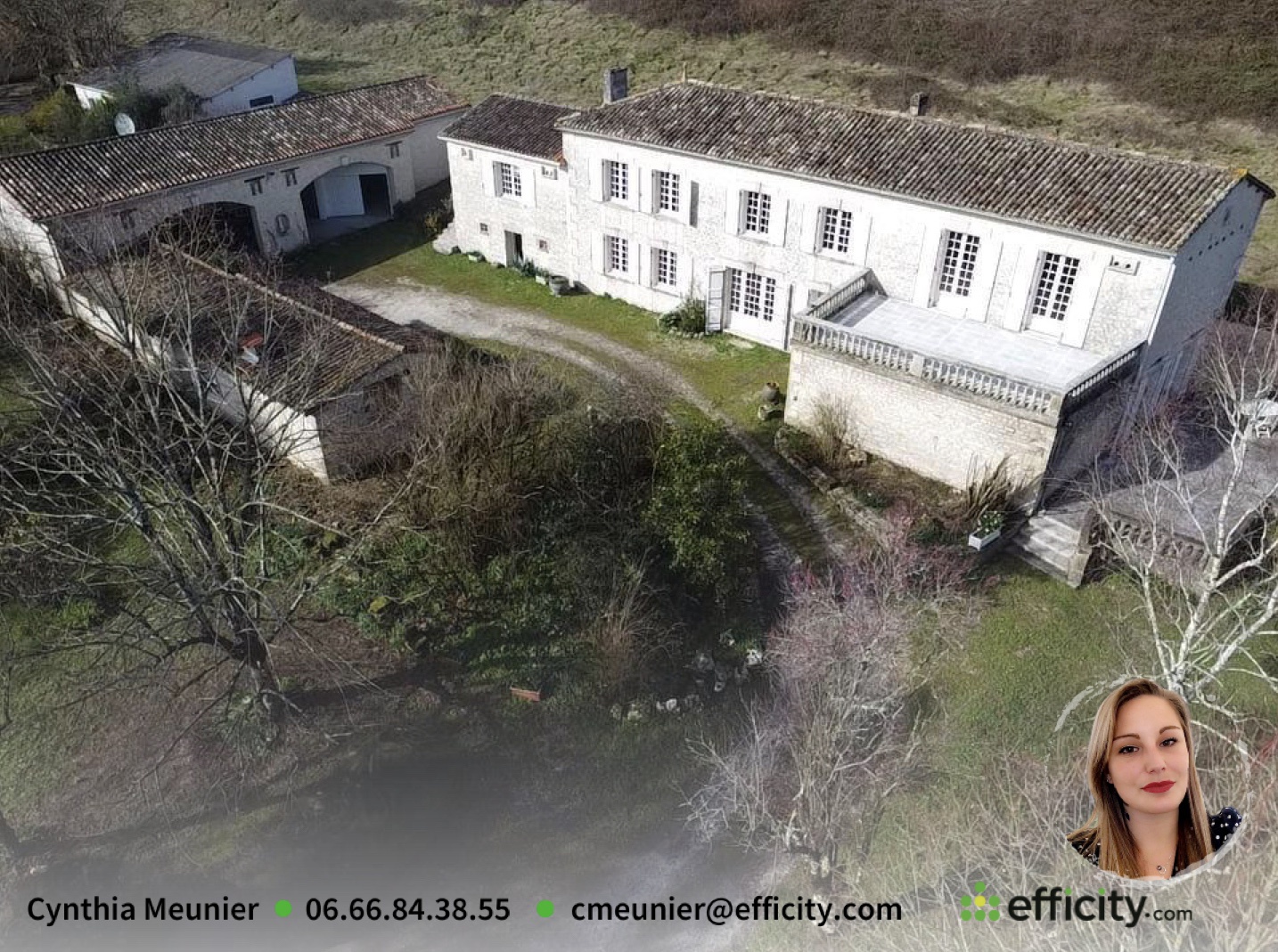 Maison 7 pièces 222 m² · à Ladiville · 222 m² · 270 000 €