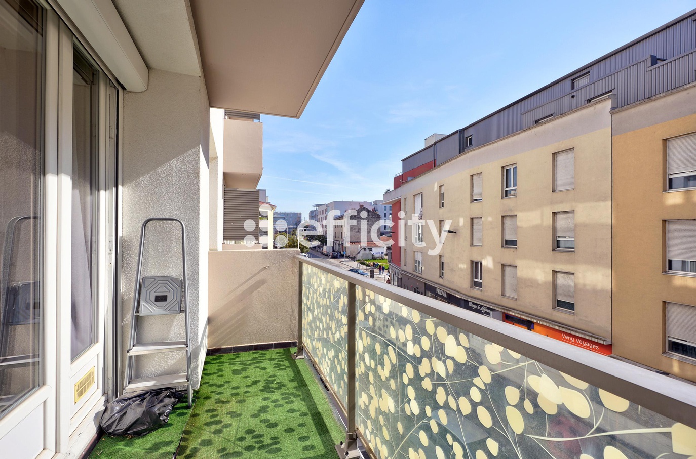 appartement 3 pièces - 63,8m2 à Vénissieux (69200)