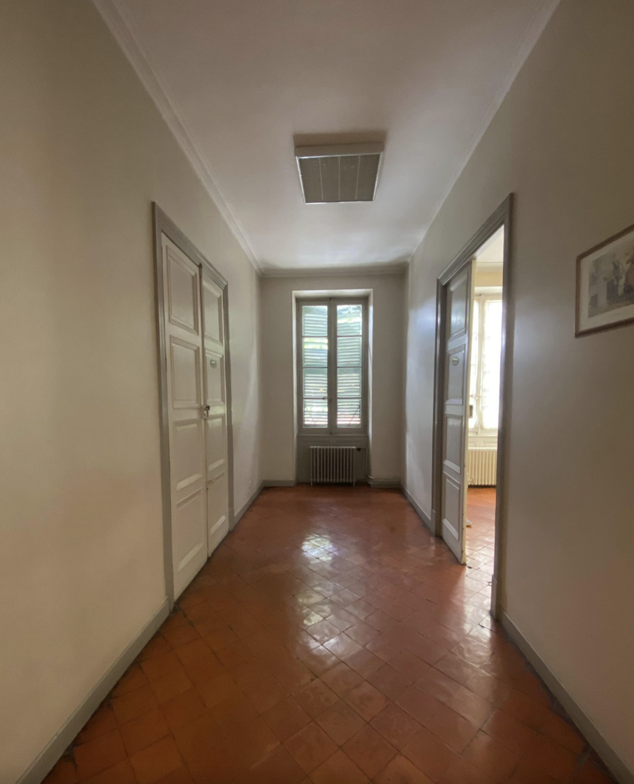 Achat immobilier Immeuble 10 pièces  306m2 à Carcassonne (11000) - Photo n°6