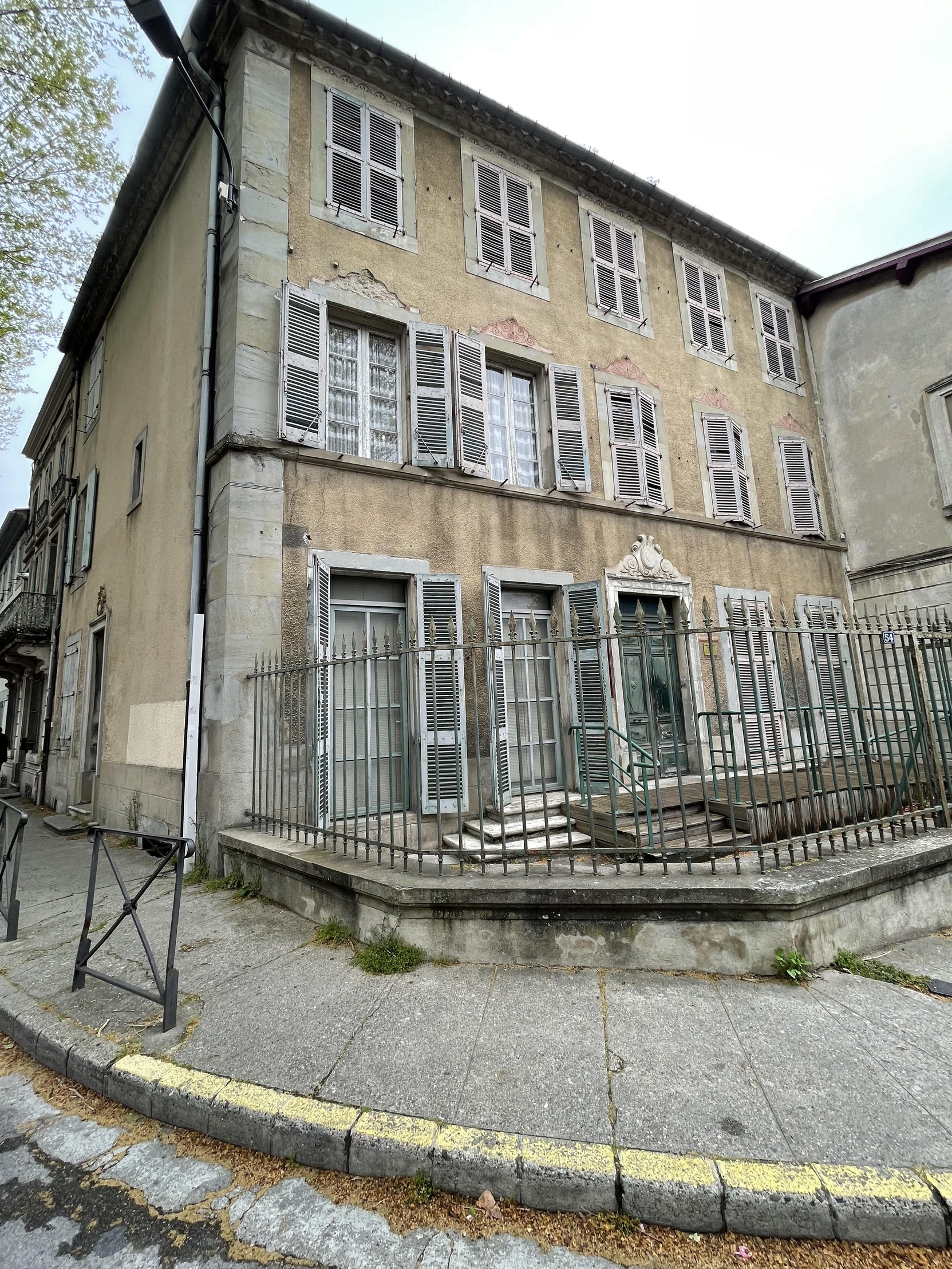 immeuble 10 pièces - 306m2 à Carcassonne (11000)