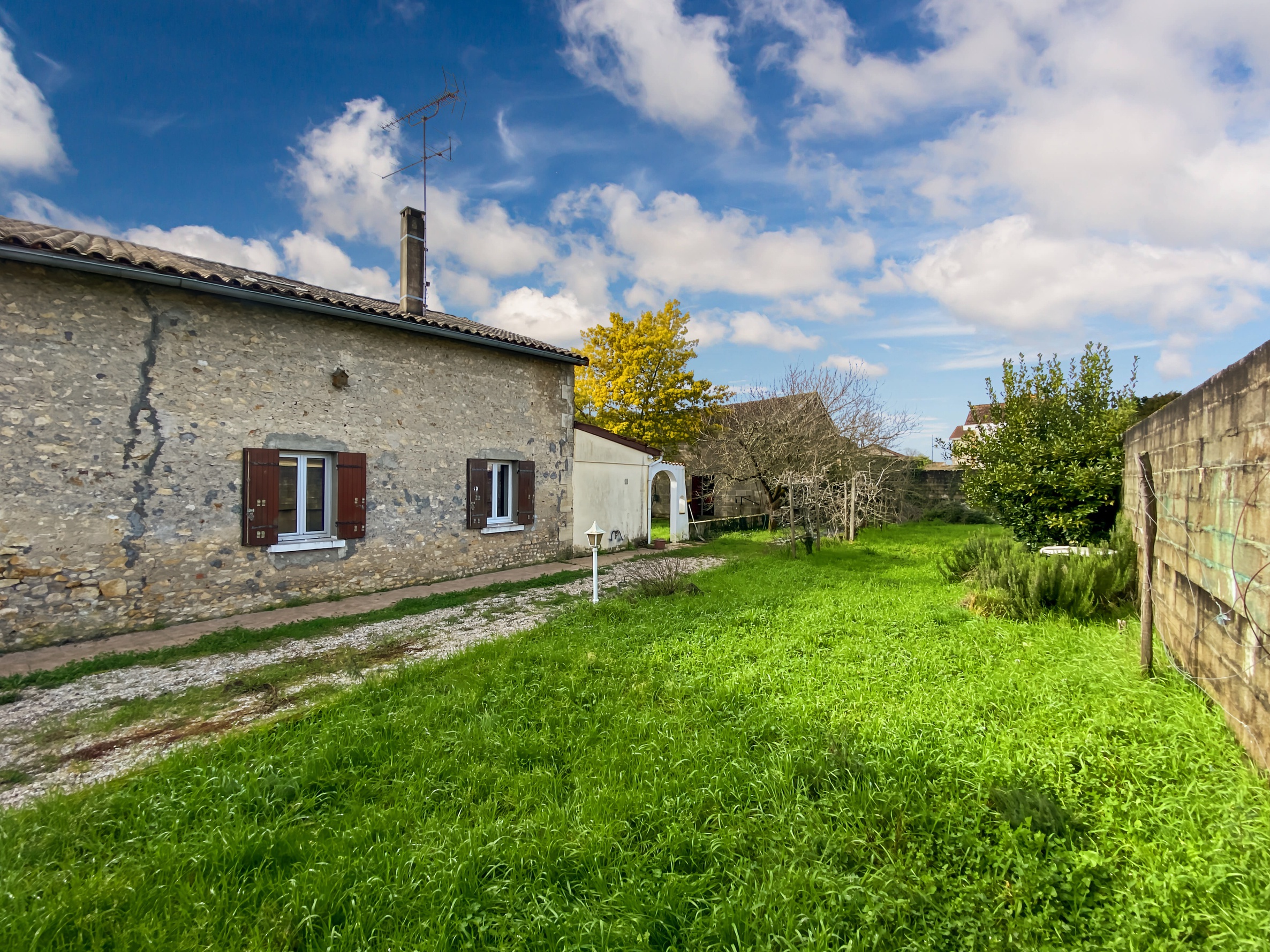 Achat immobilier Maison 6 pièces  139m2 à Montendre (17130) - Photo n°12