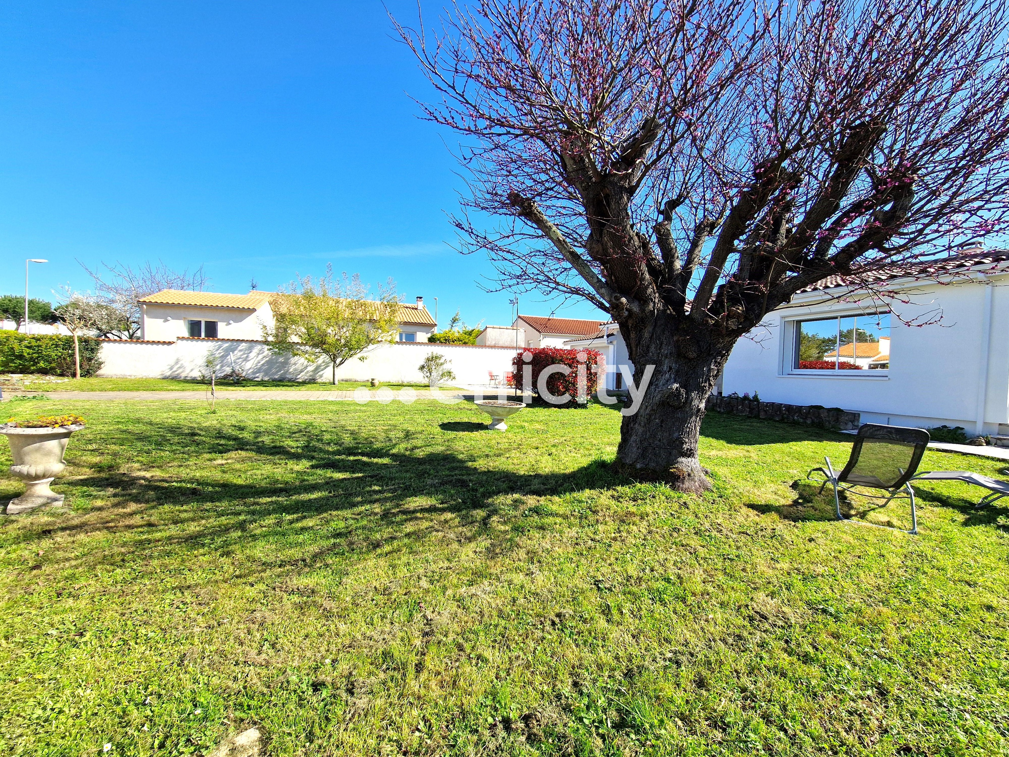 Achat immobilier Maison 4 pièces  125m2 à Vaux-sur-Mer (17640) - Photo n°20