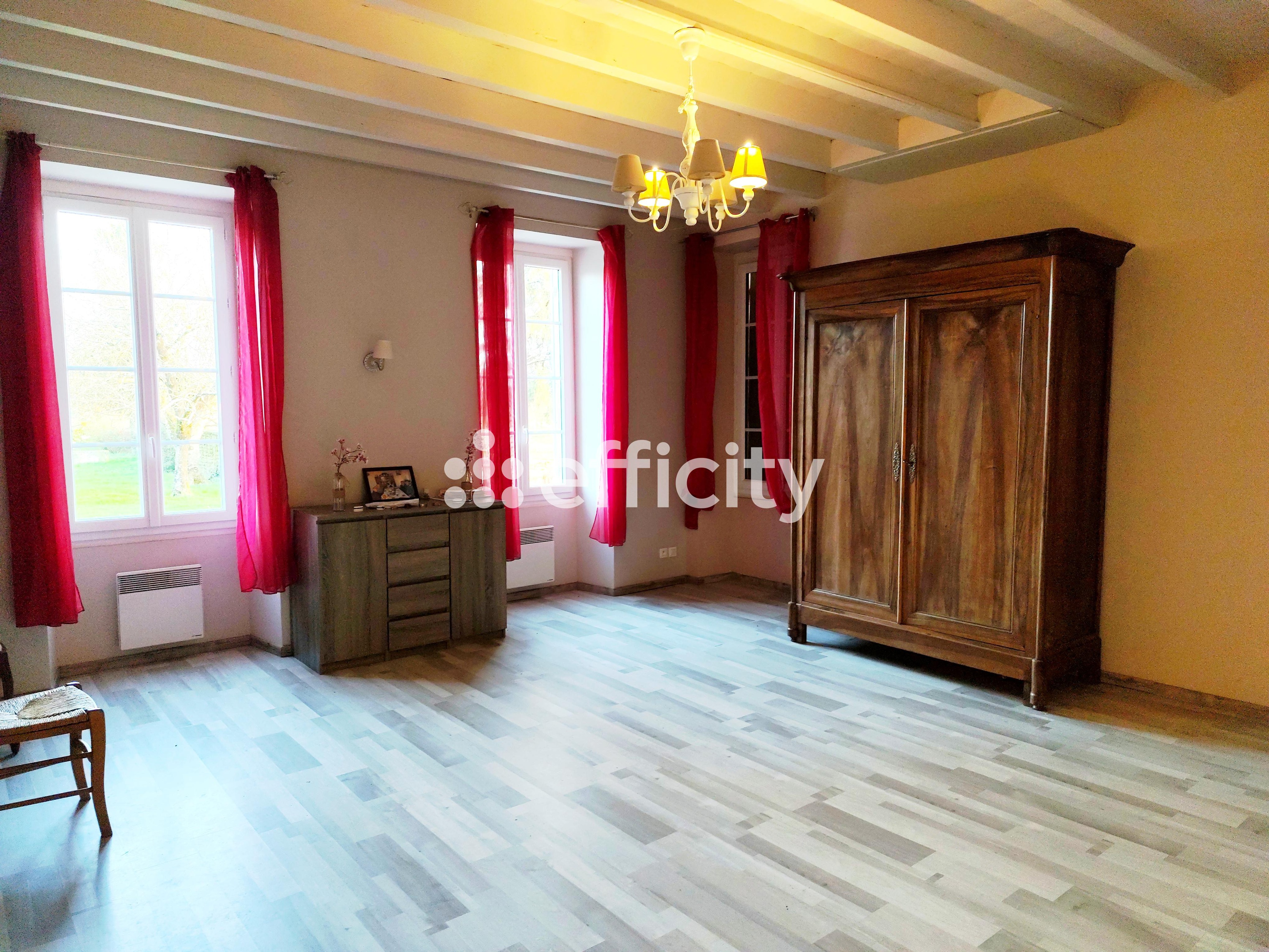 Achat immobilier Maison 6 pièces  208m2 à Tanzac (17260) - Photo n°7