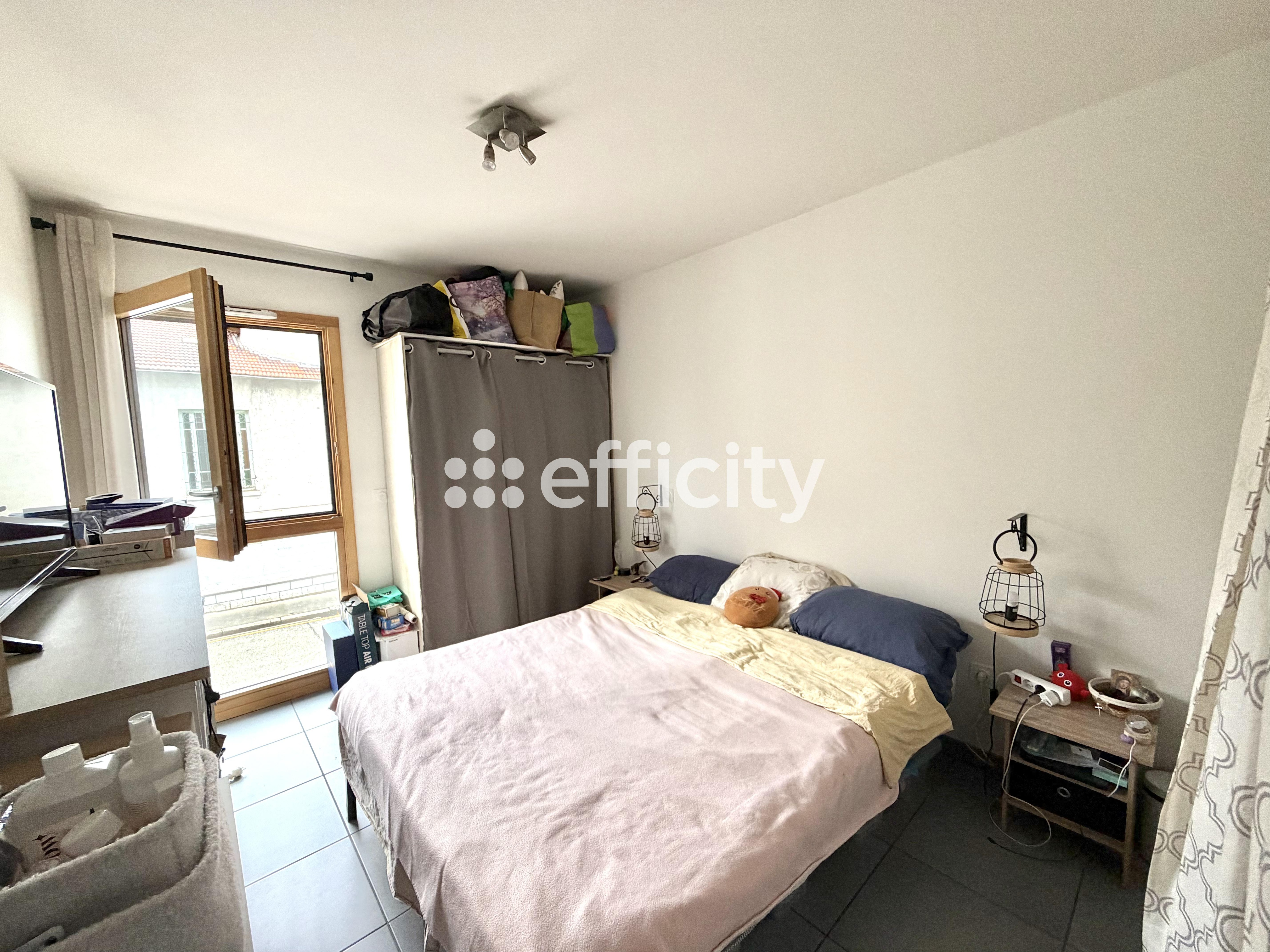 Achat immobilier Appartement 2 pièces  44m2 à Saint-Étienne (42000) - Photo n°5