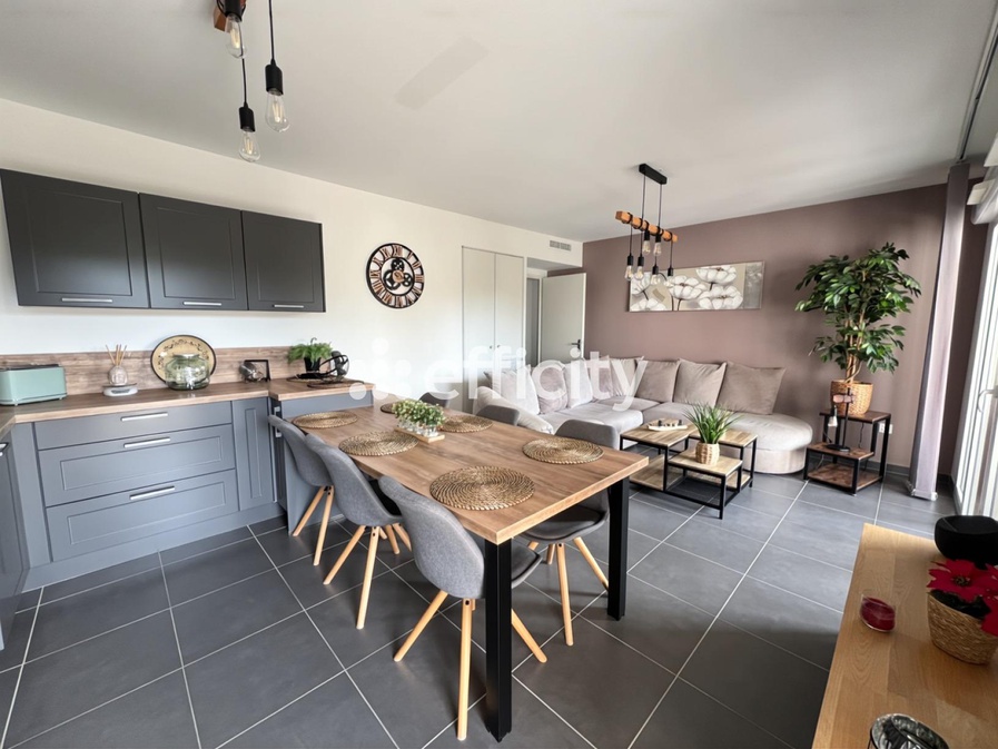 appartement 3 pièces - 65m2 à Martigues (13500)