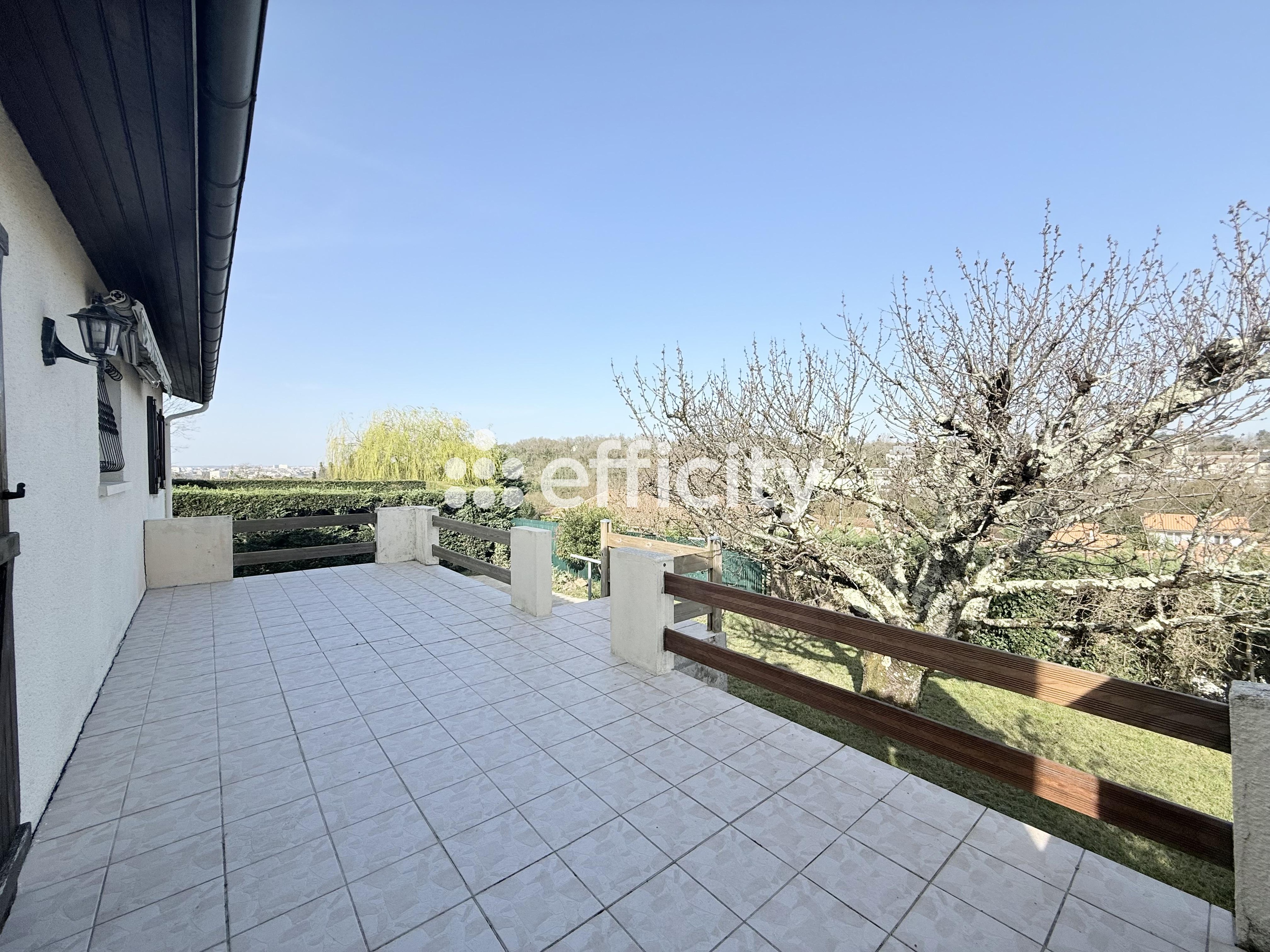 Achat immobilier Maison 5 pièces  78m2 à Floirac (33270) - Photo n°1