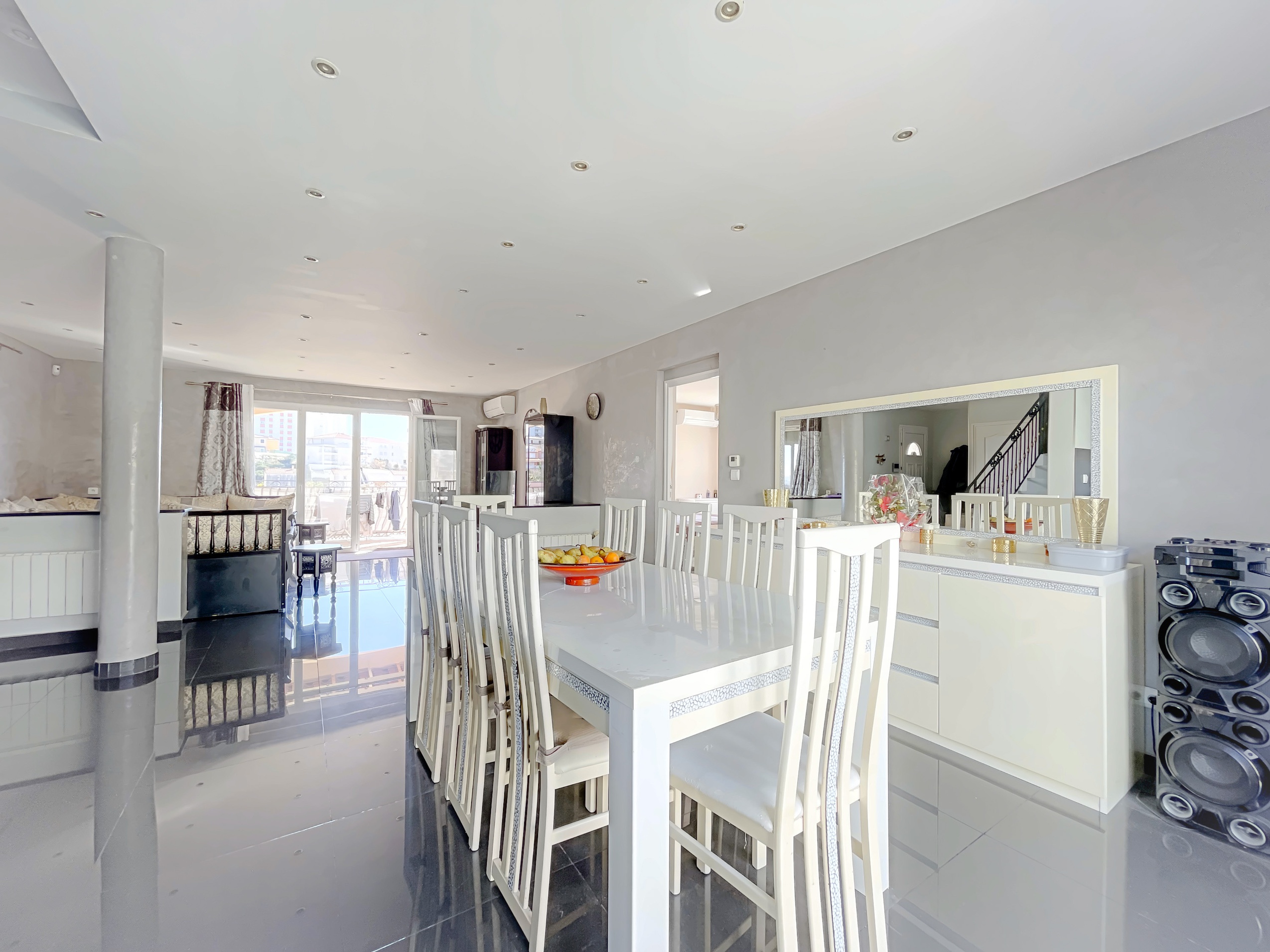 Achat immobilier Maison 8 pièces  185m2 à Marseille (13015) - Photo n°7