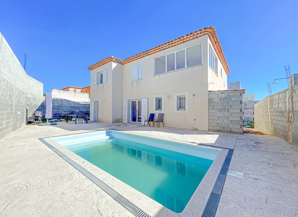 Achat immobilier Maison 8 pièces  185m2 à Marseille (13015) - Photo n°1