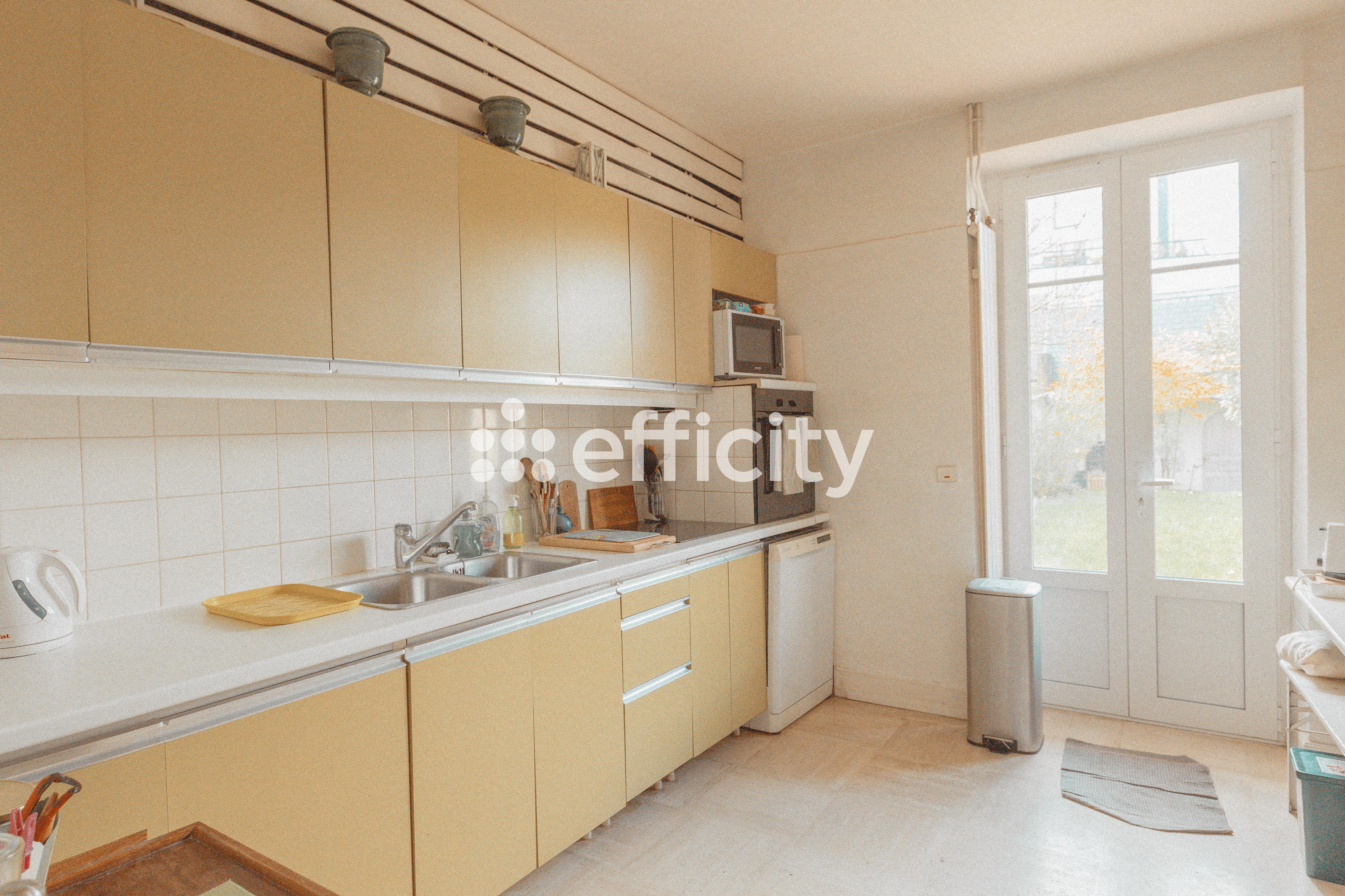Achat immobilier Maison 8 pièces  210m2 à La Rochelle (17000) - Photo n°6