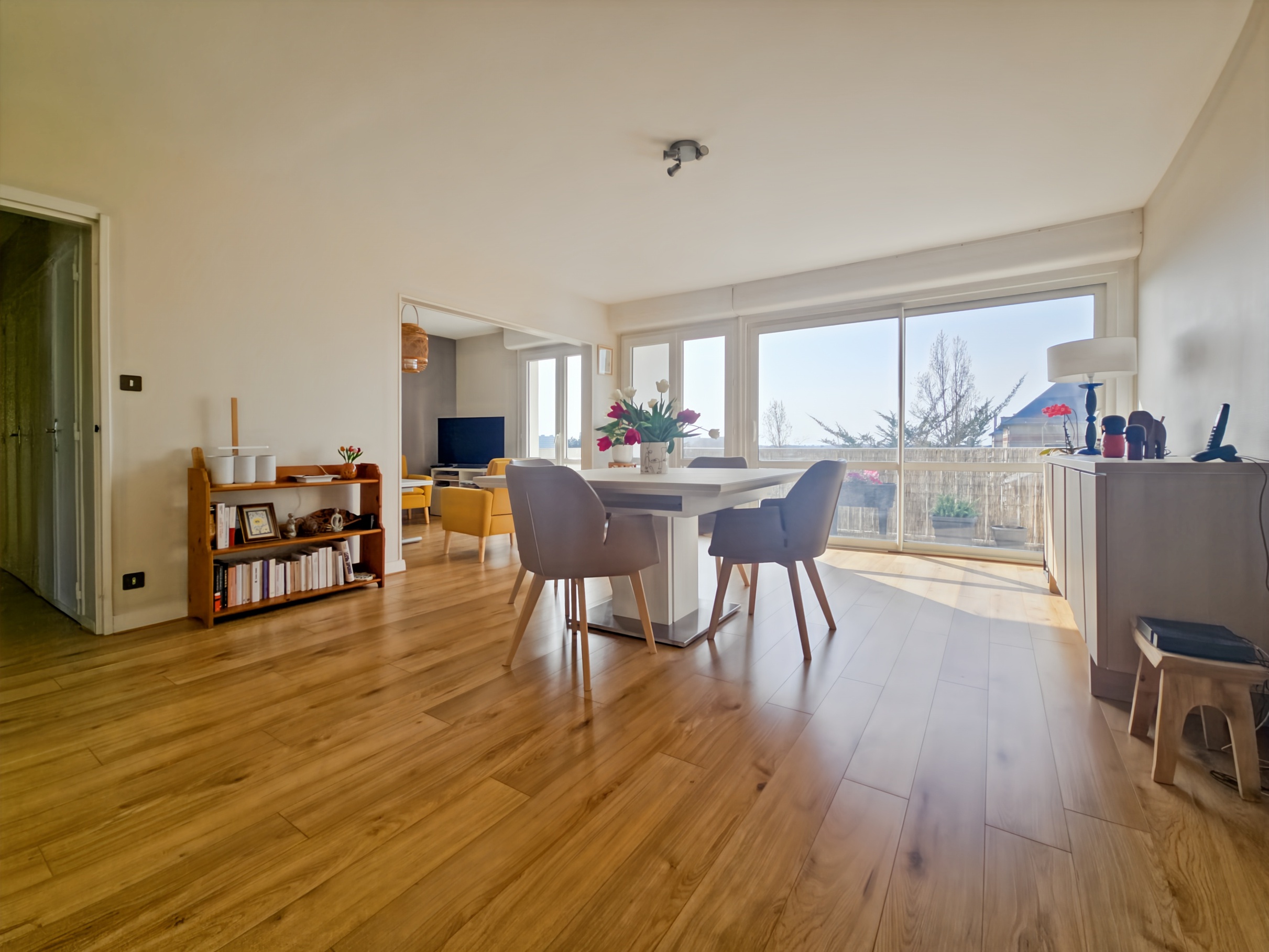 Achat immobilier Appartement 4 pièces  98m2 à La Rochelle (17000) - Photo n°1