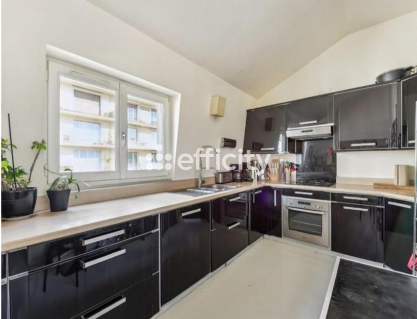 Achat immobilier Appartement 6 pièces  170m2 à Paris (75016) - Photo n°5